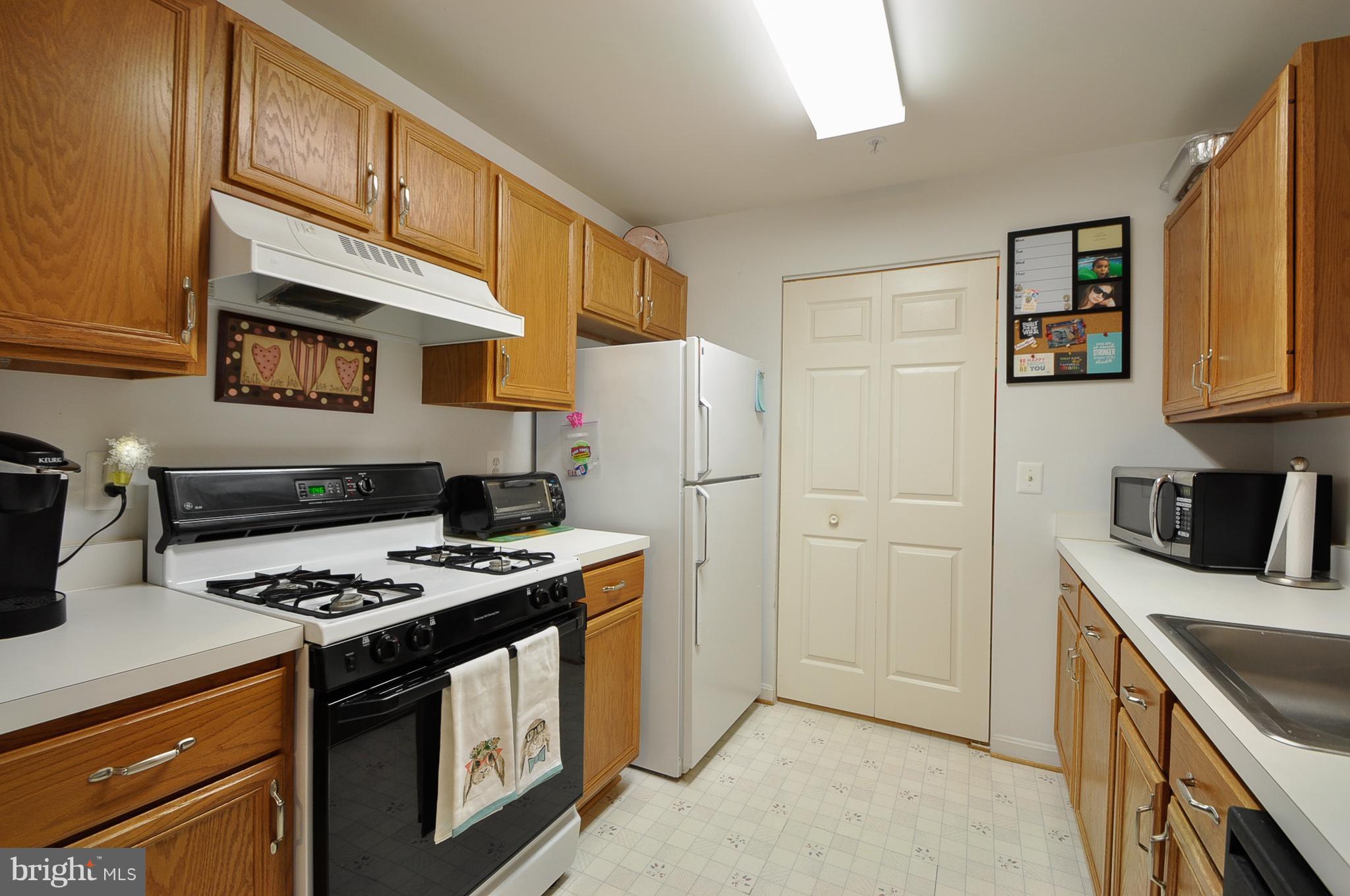 PROSPECT COVE AT LAKESID - Residential