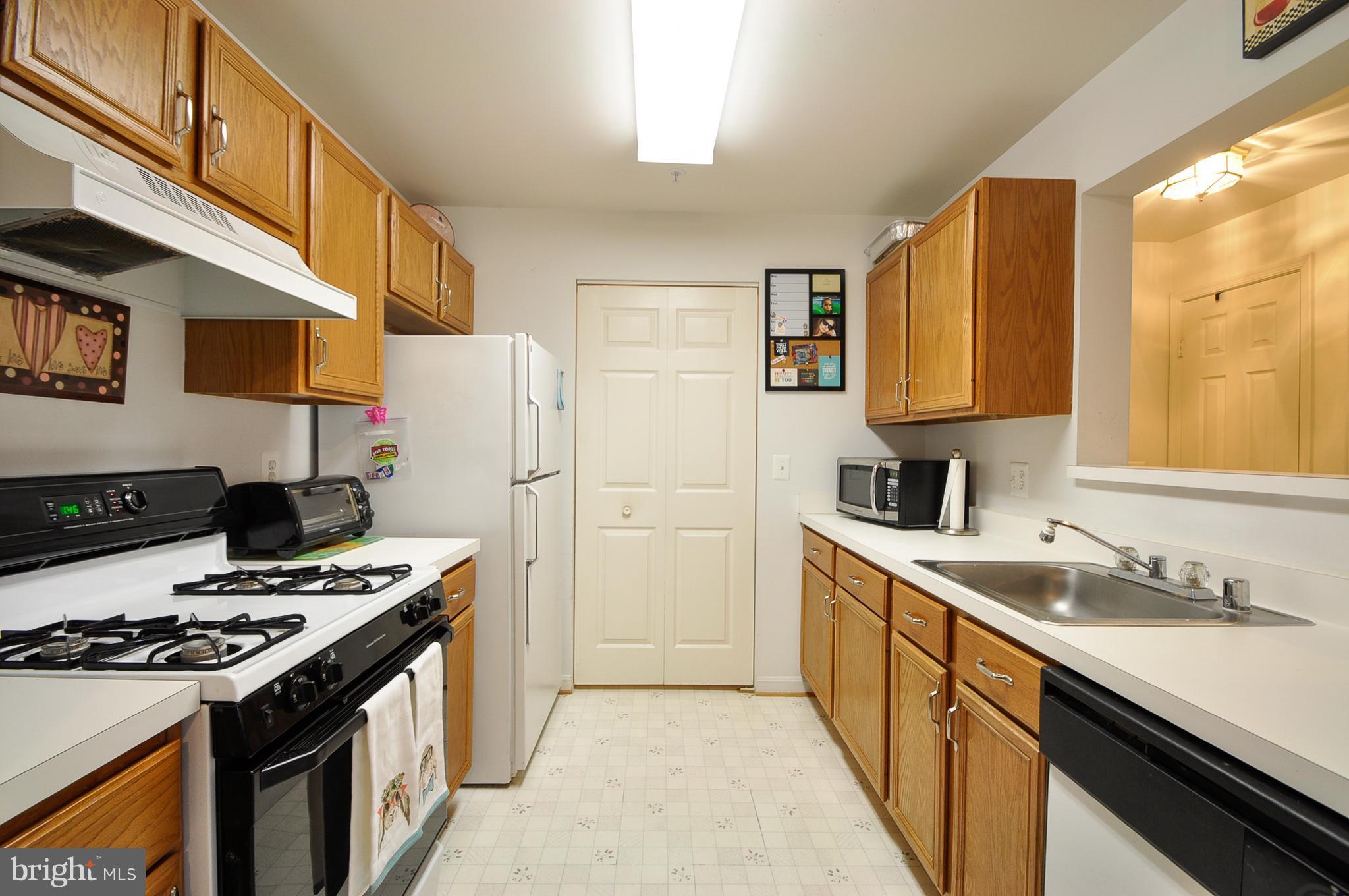 PROSPECT COVE AT LAKESID - Residential