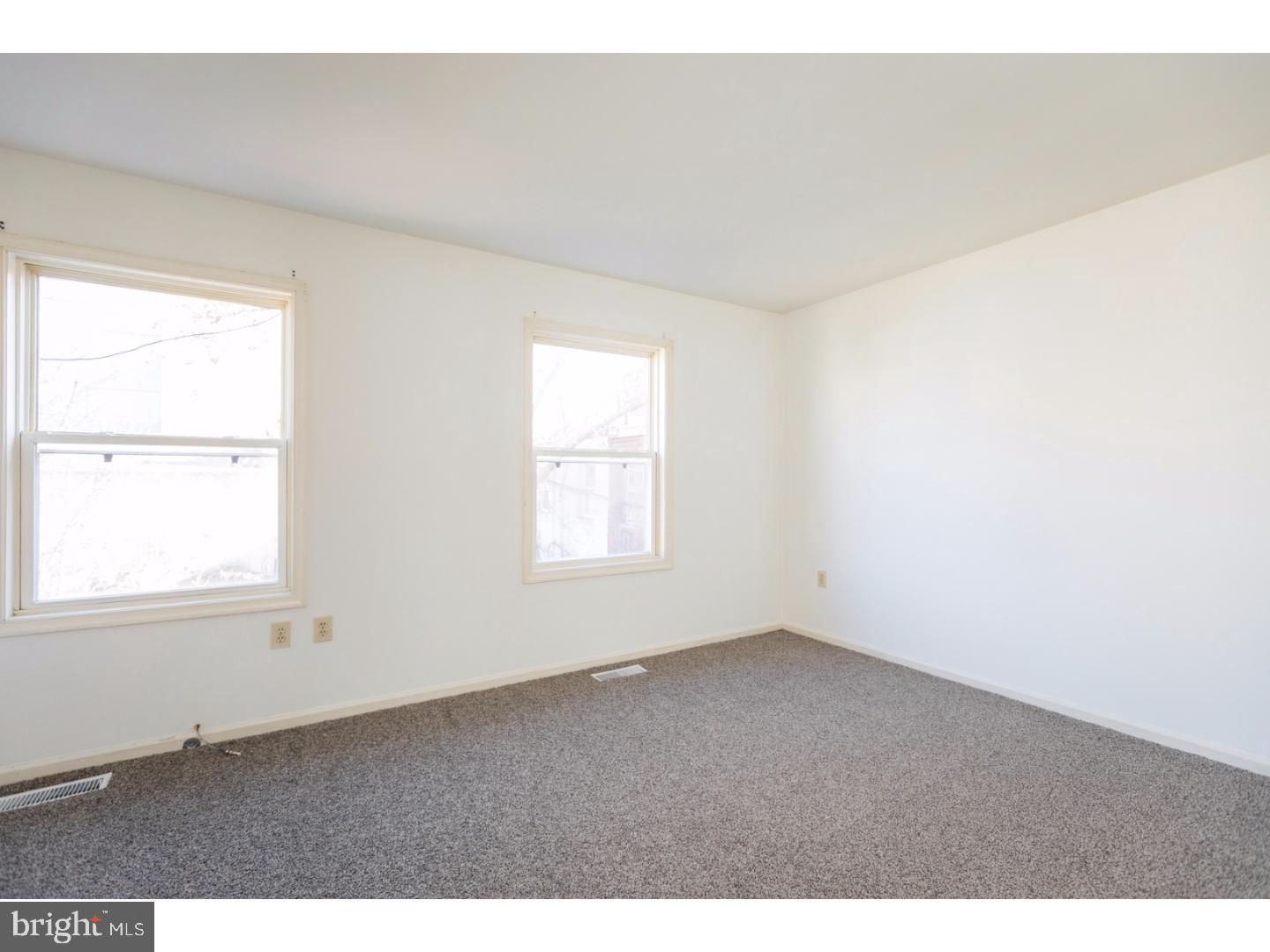 SOUTH KENSINGTON - Residential Lease
