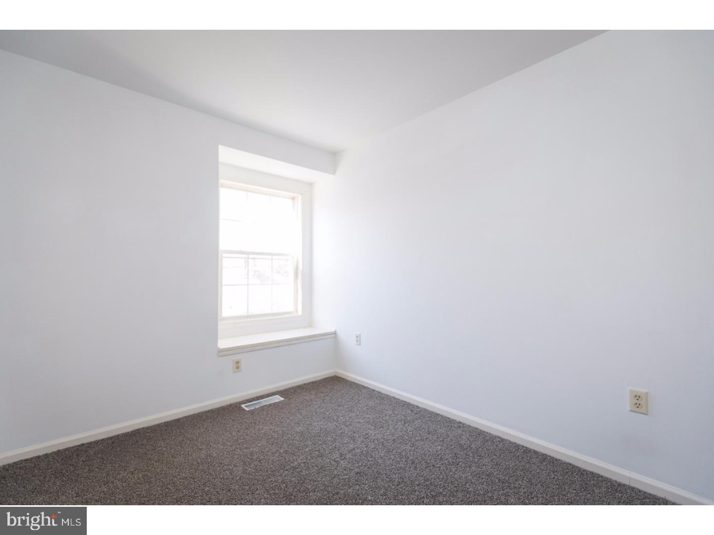 SOUTH KENSINGTON - Residential Lease