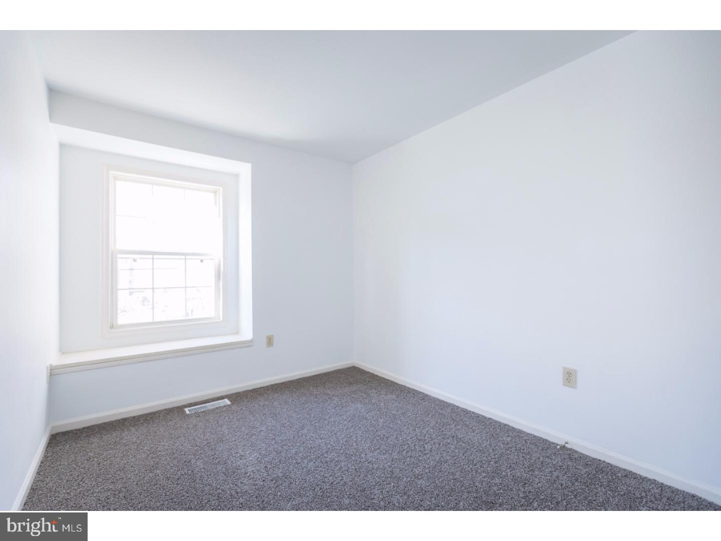SOUTH KENSINGTON - Residential Lease
