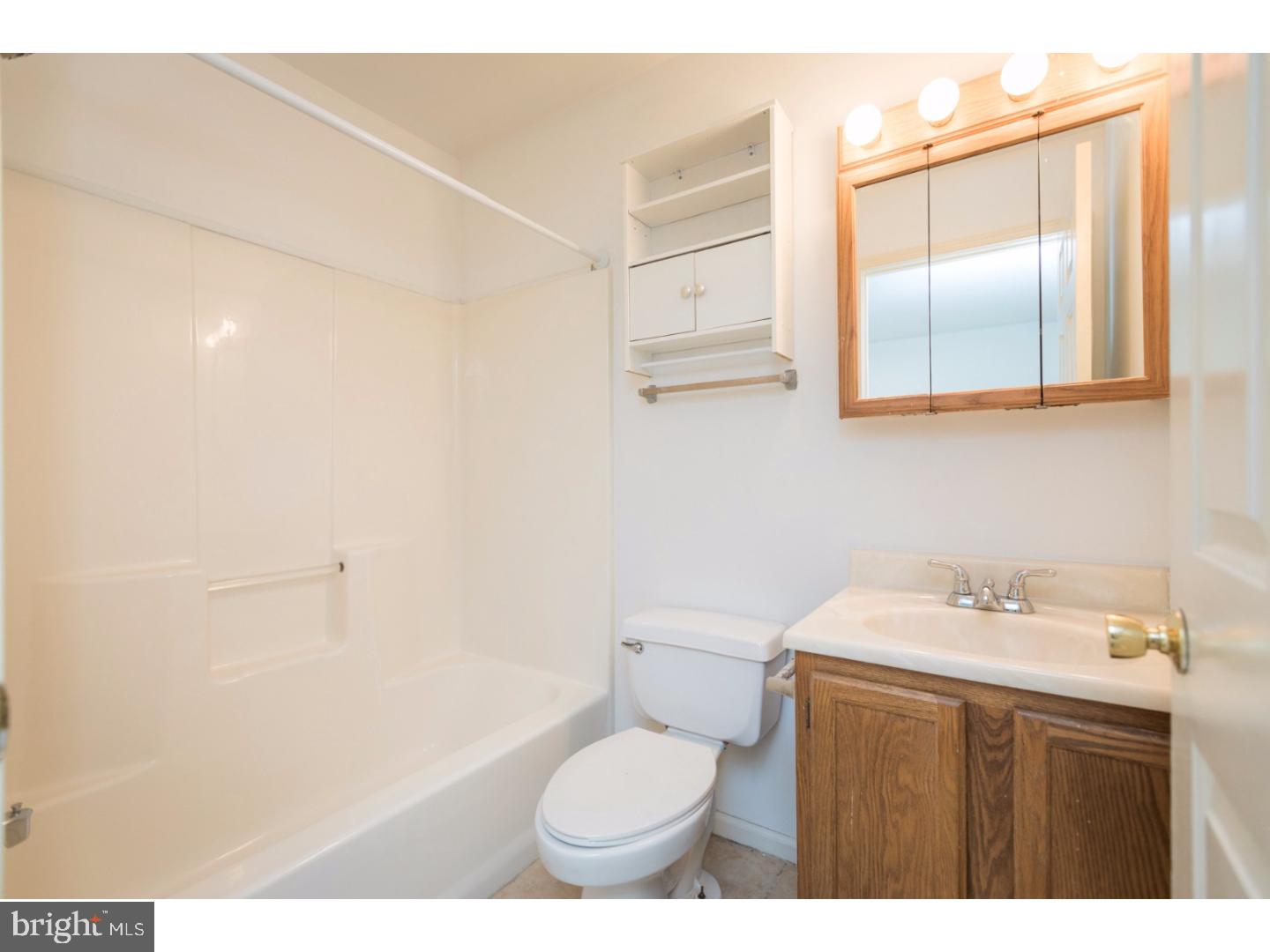 SOUTH KENSINGTON - Residential Lease