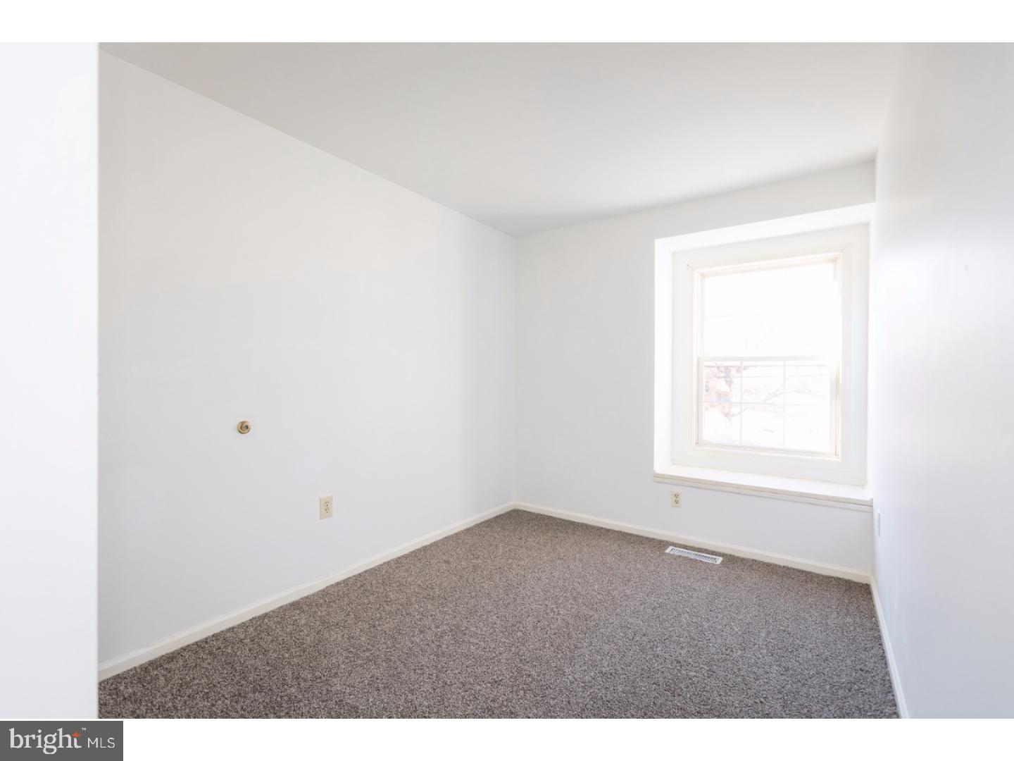 SOUTH KENSINGTON - Residential Lease