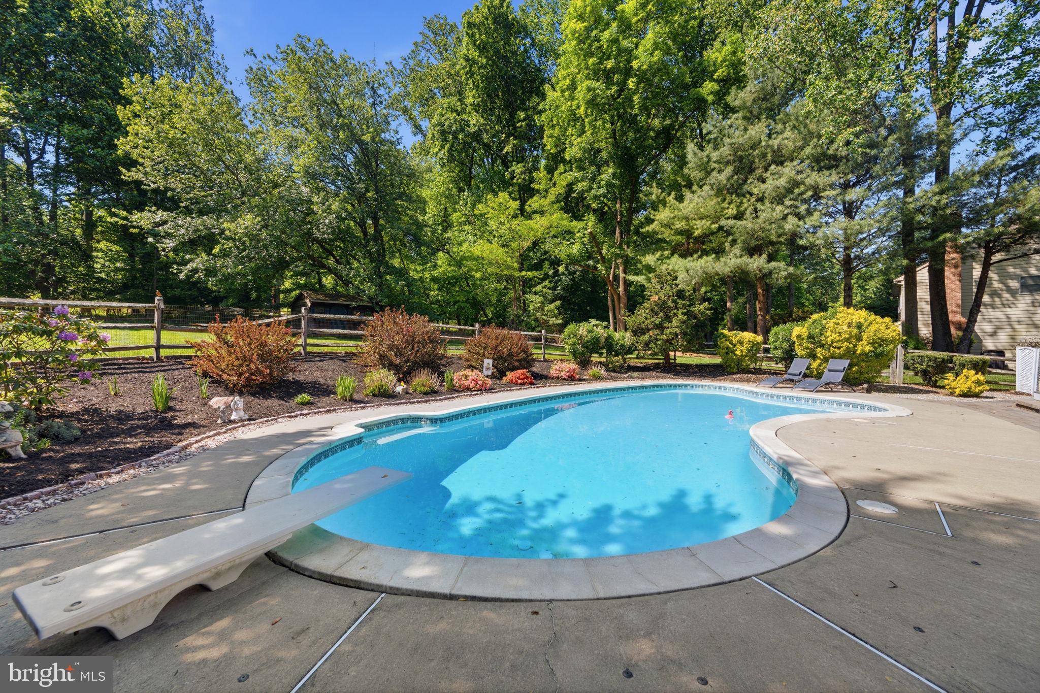 UWCHLAN HUNT - Residential