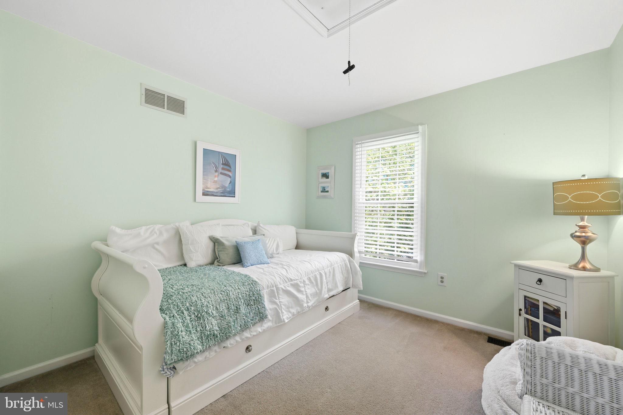 UWCHLAN HUNT - Residential