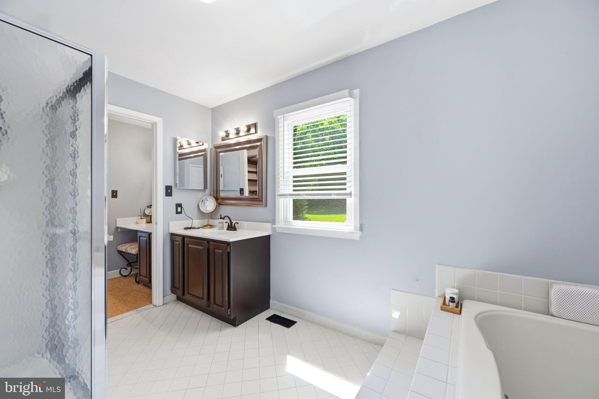 UWCHLAN HUNT - Residential