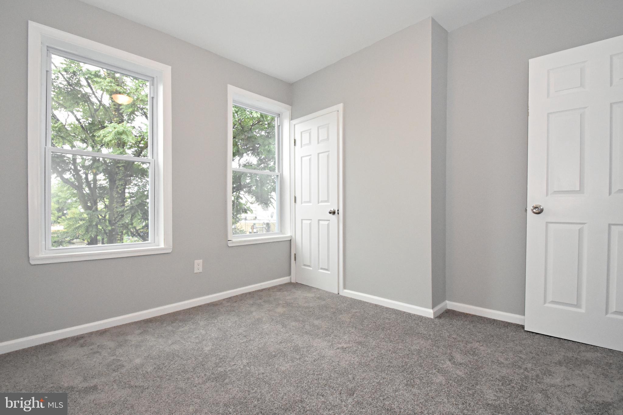 PORT RICHMOND - Residential
