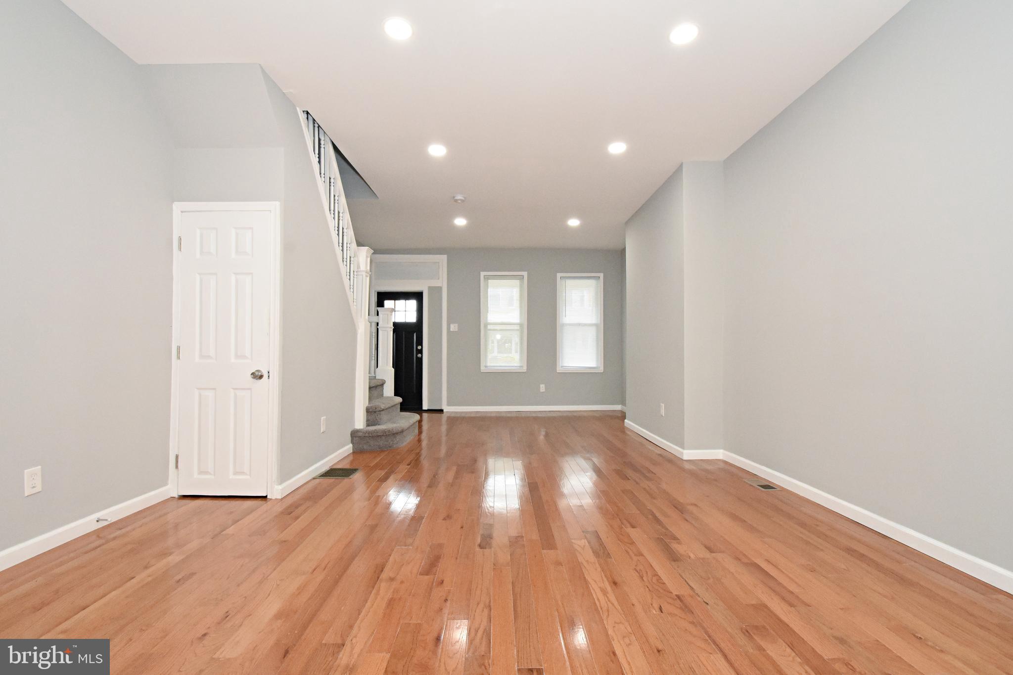 PORT RICHMOND - Residential