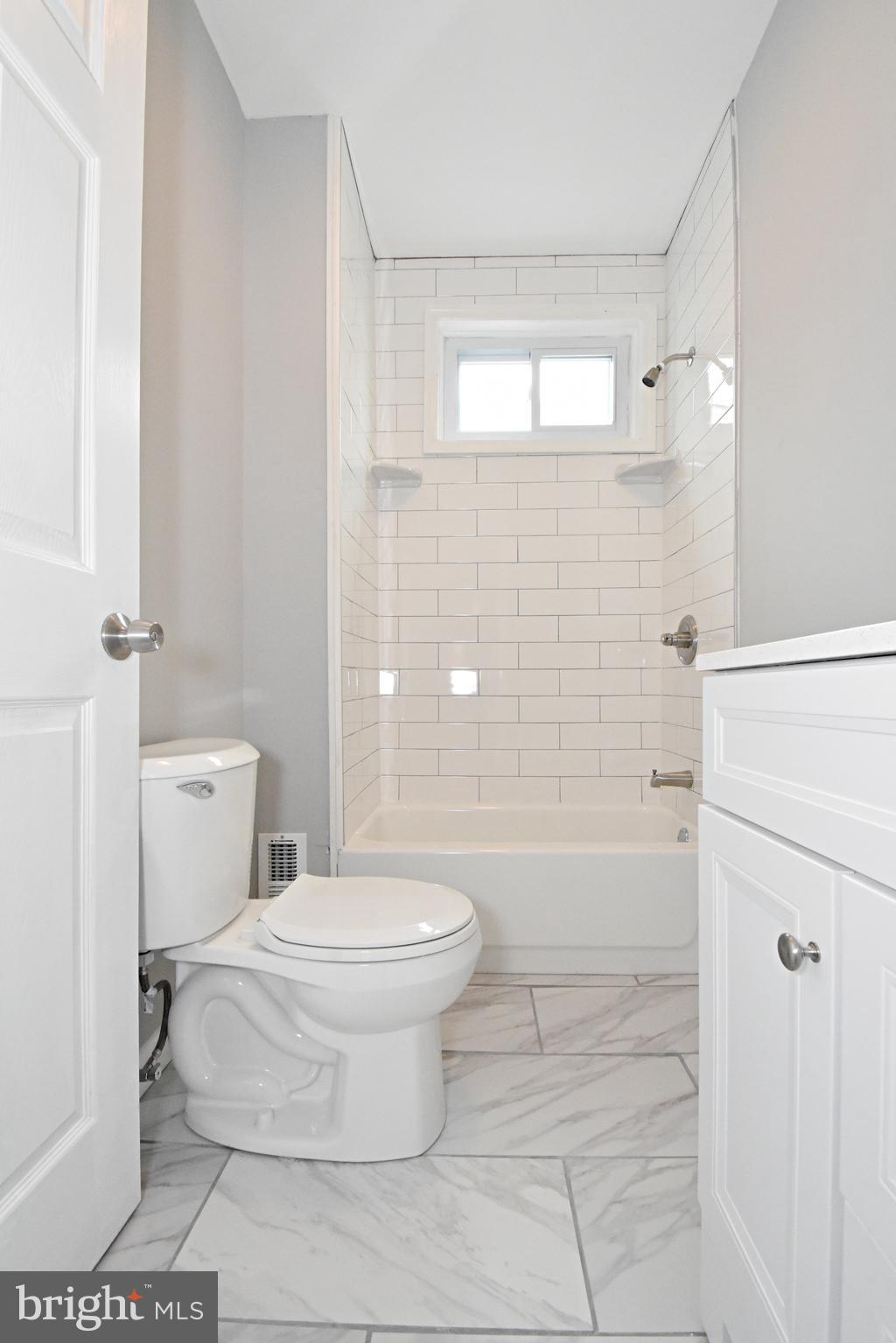 PORT RICHMOND - Residential