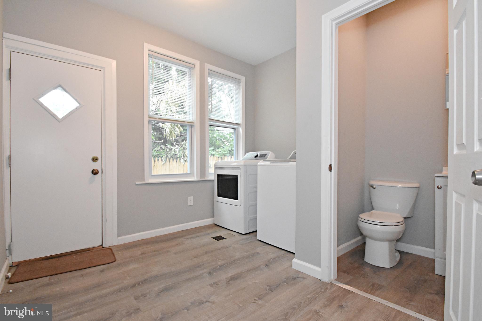 PORT RICHMOND - Residential