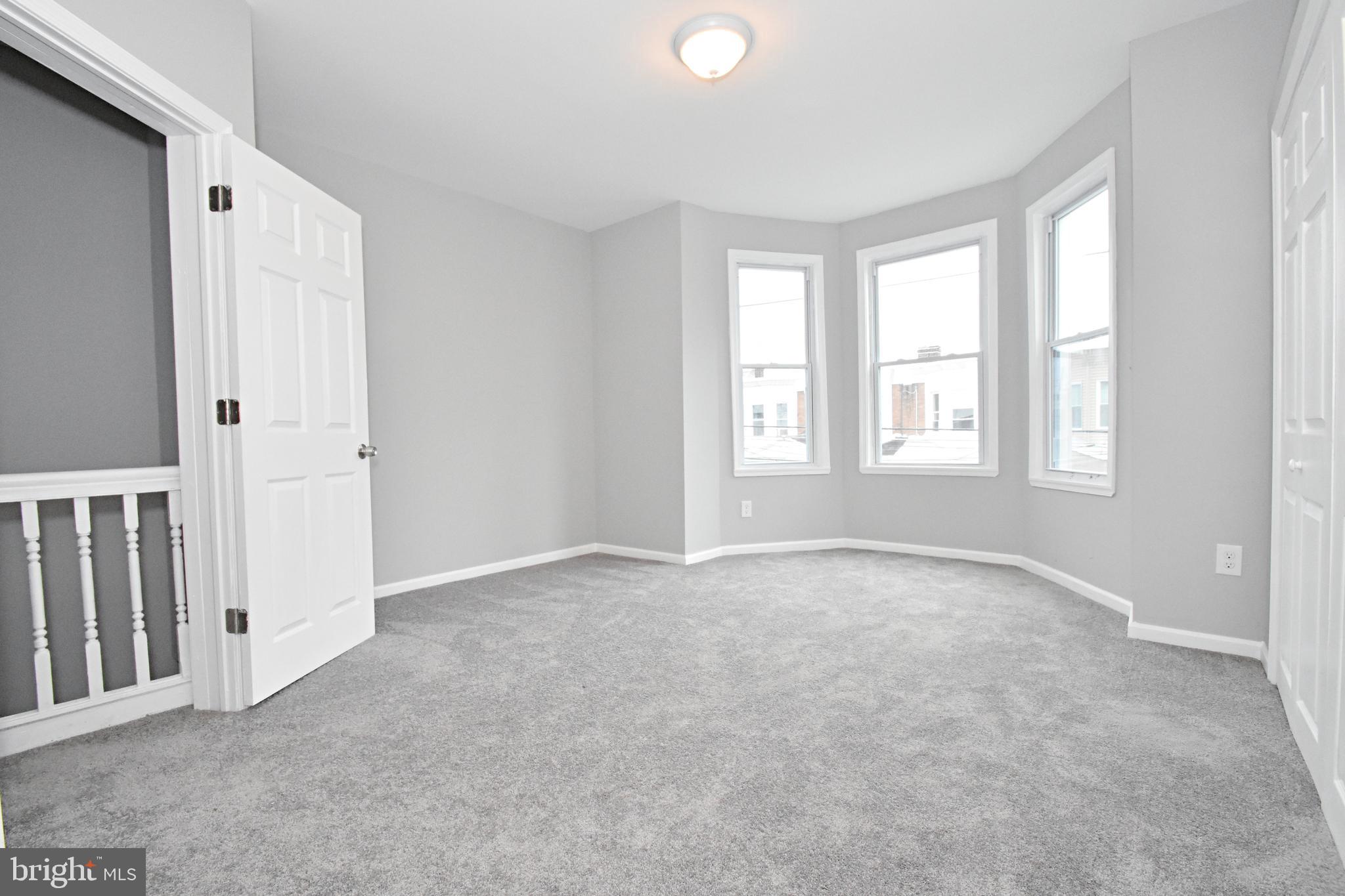 PORT RICHMOND - Residential