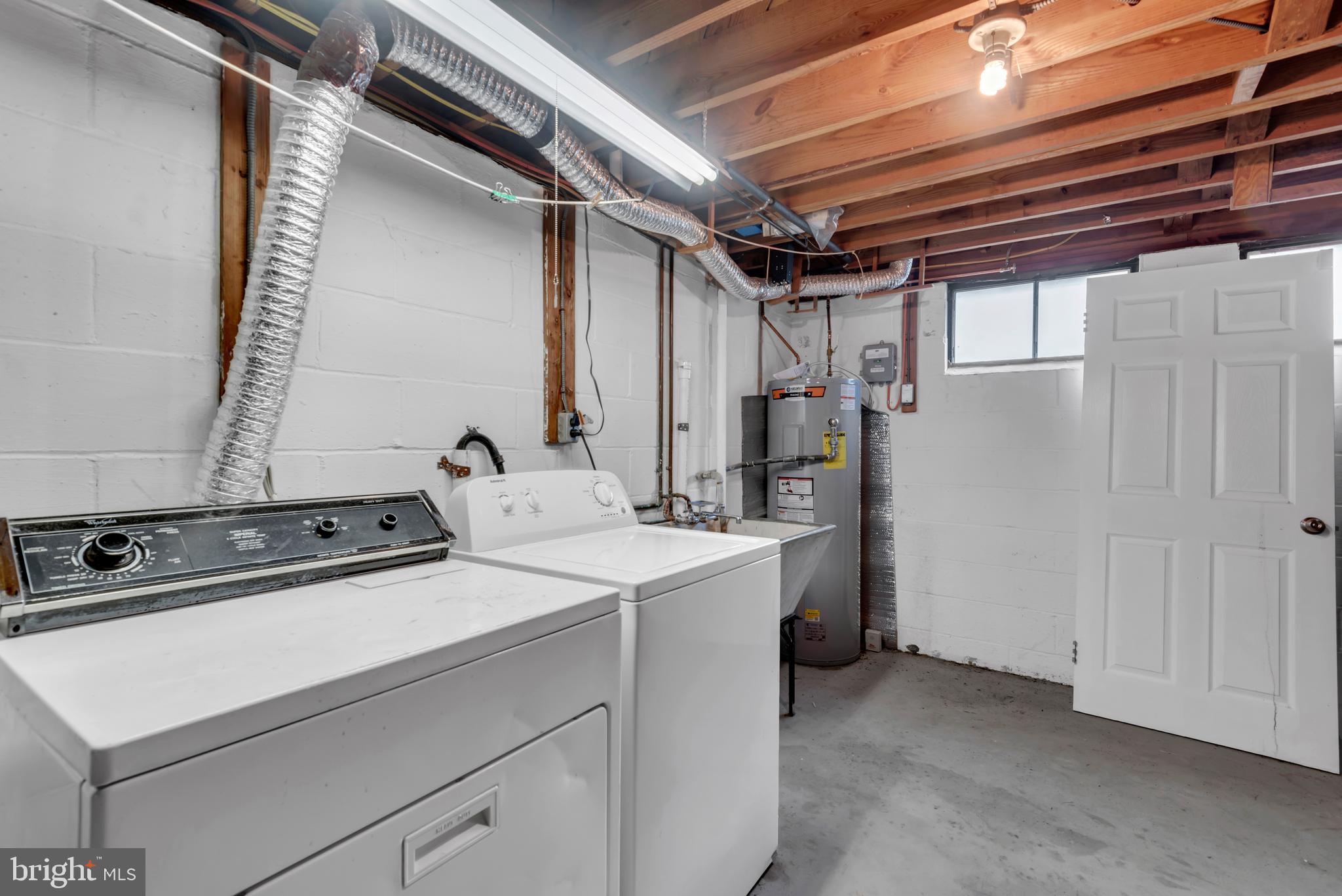 ADMIRAL HEIGHTS - Residential Lease