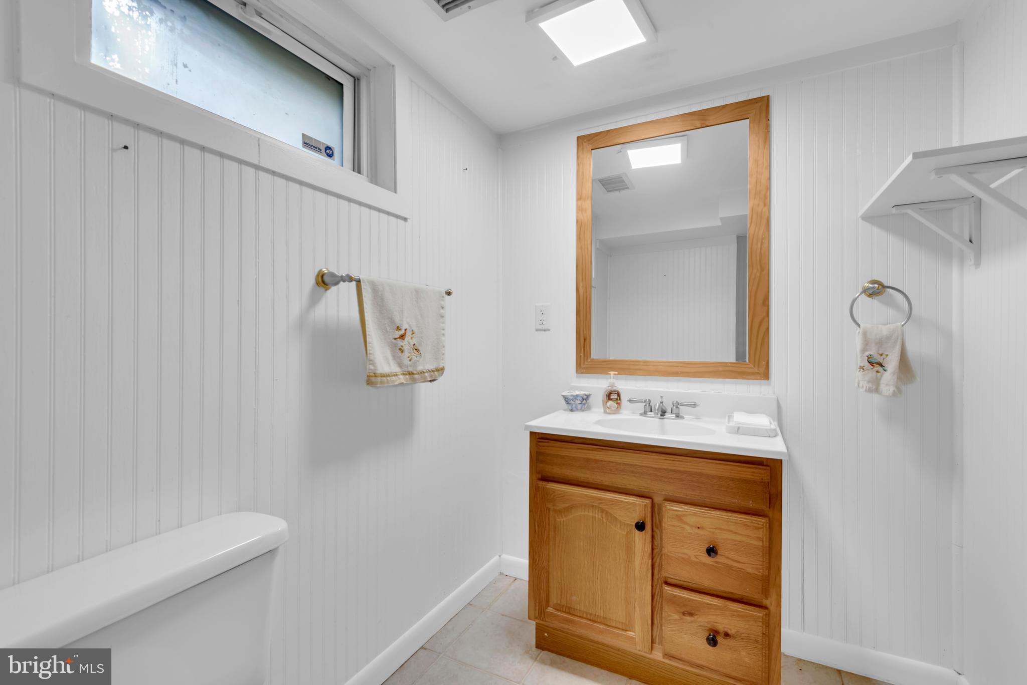 ADMIRAL HEIGHTS - Residential Lease