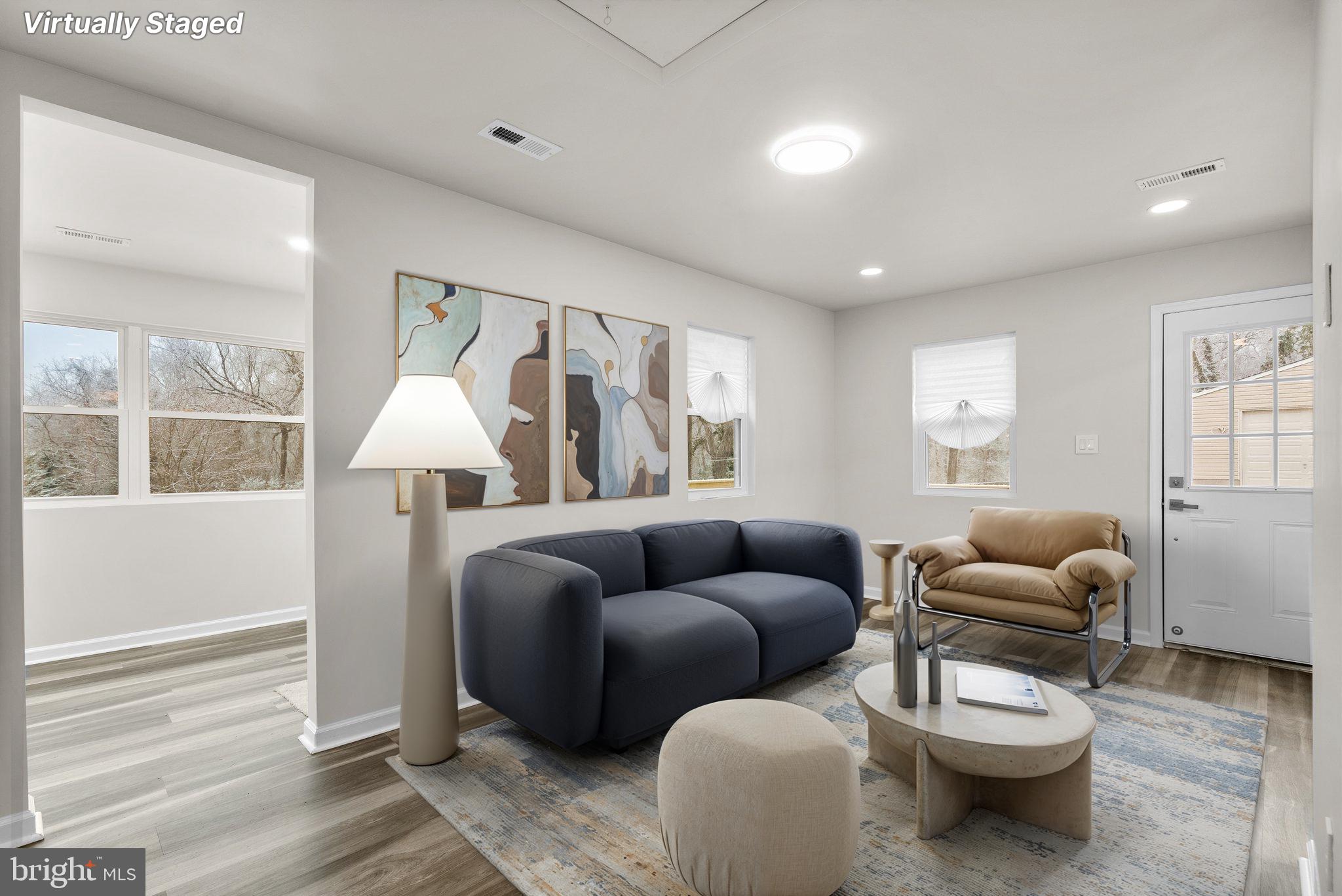 FORT WASHINGTON - Residential