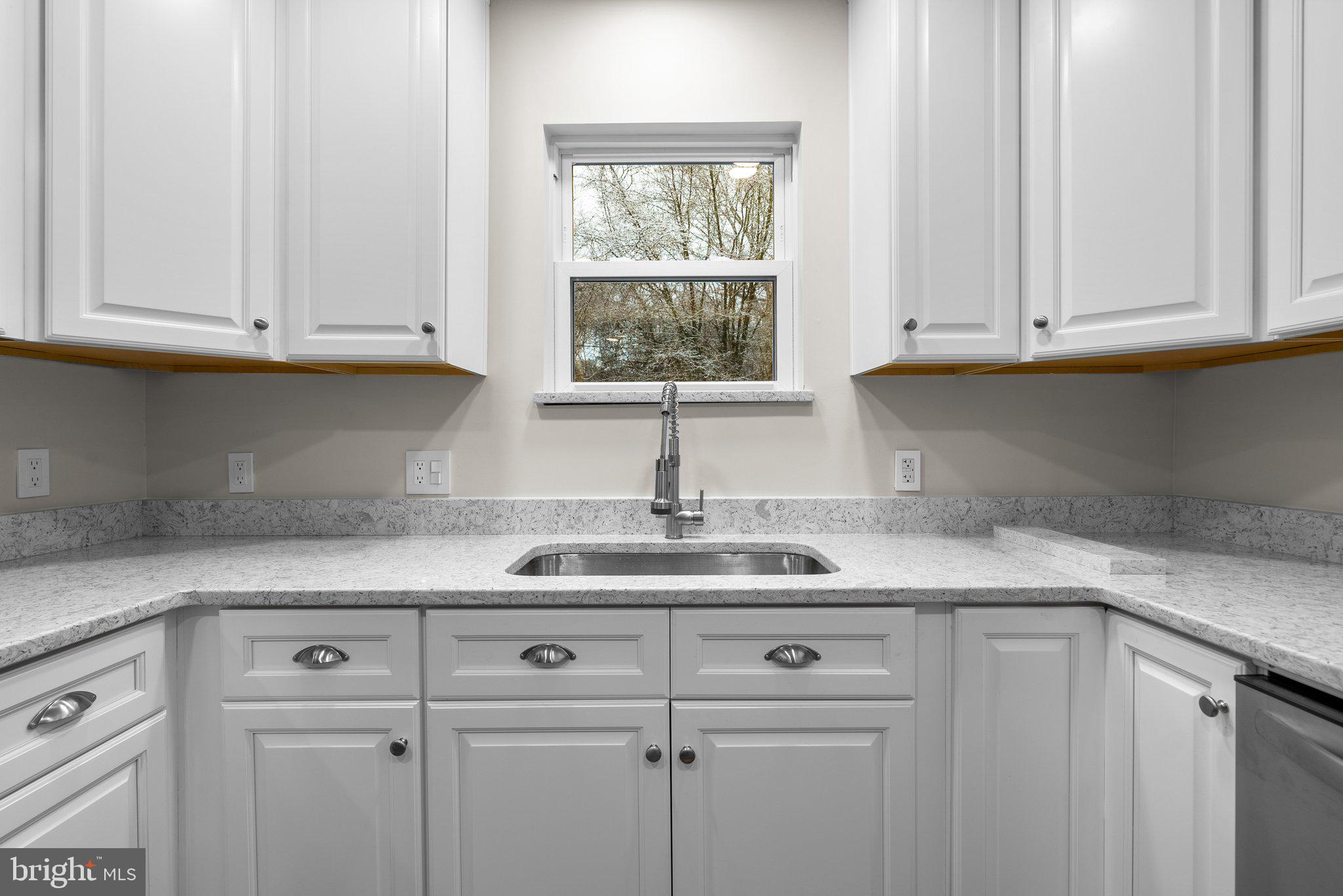 FORT WASHINGTON - Residential