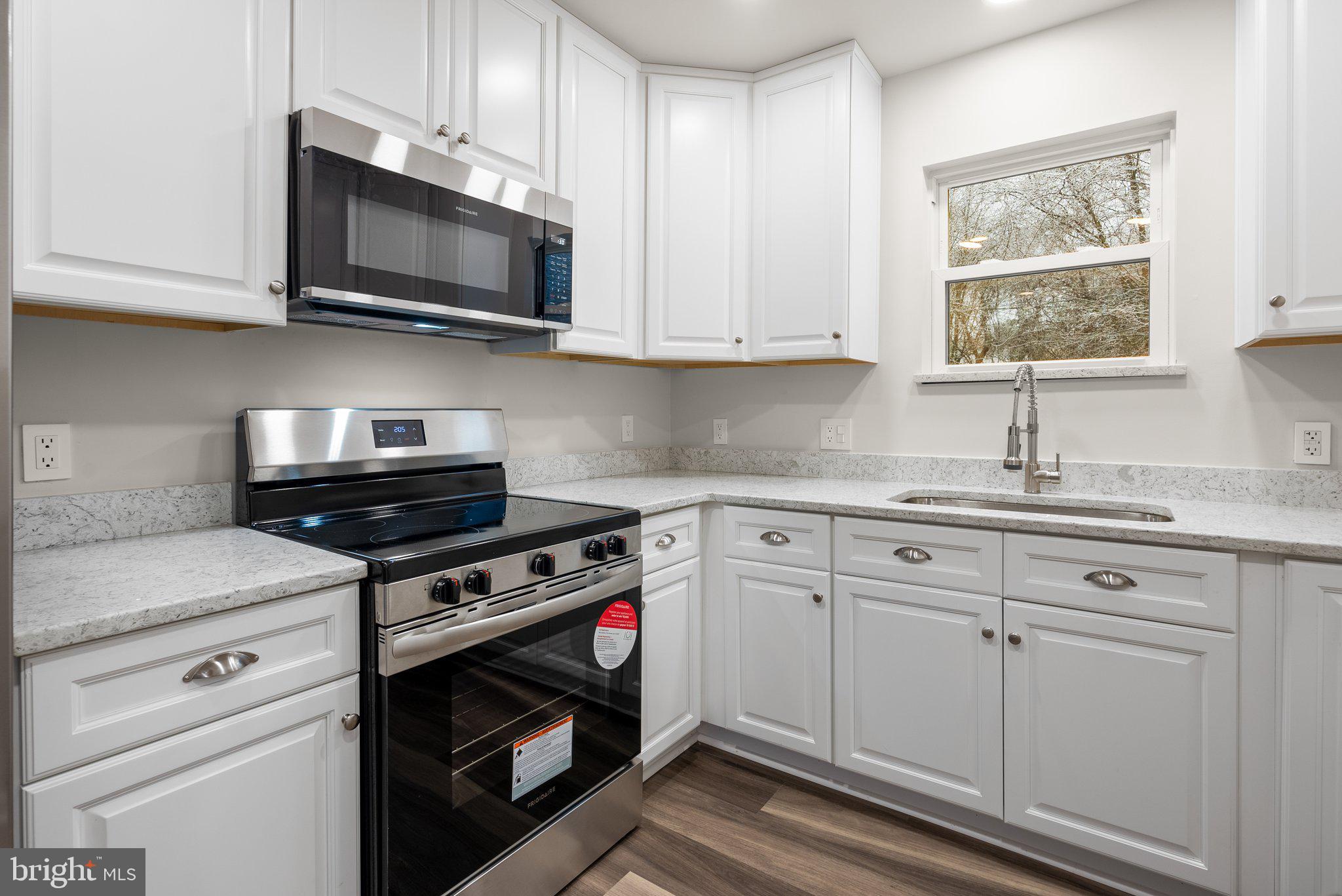 FORT WASHINGTON - Residential