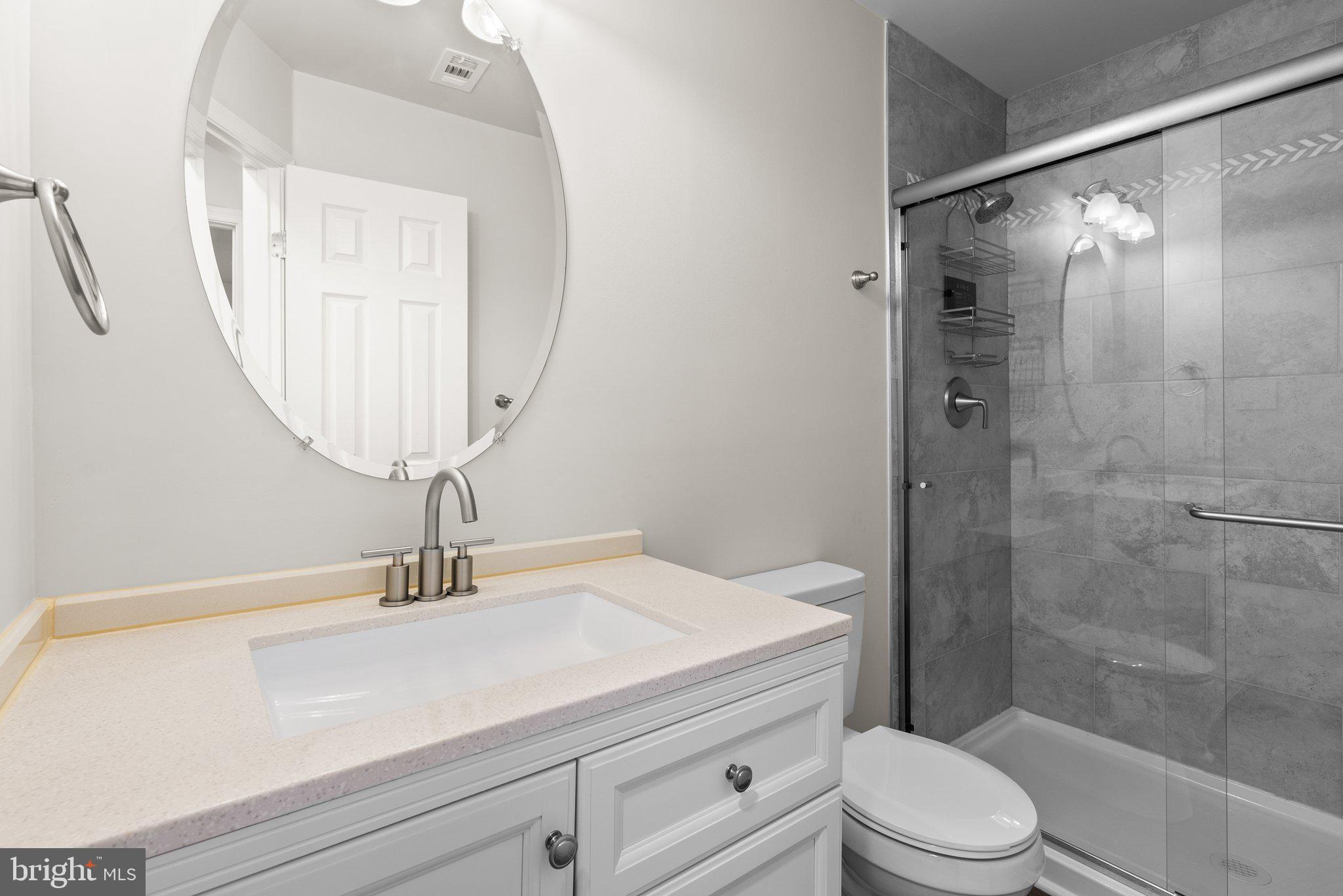 FORT WASHINGTON - Residential