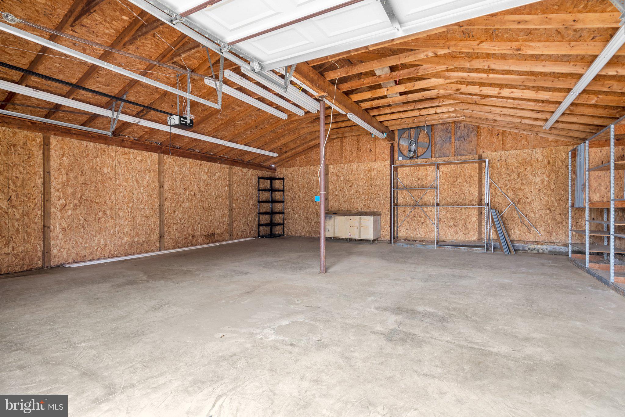 FORT WASHINGTON - Residential