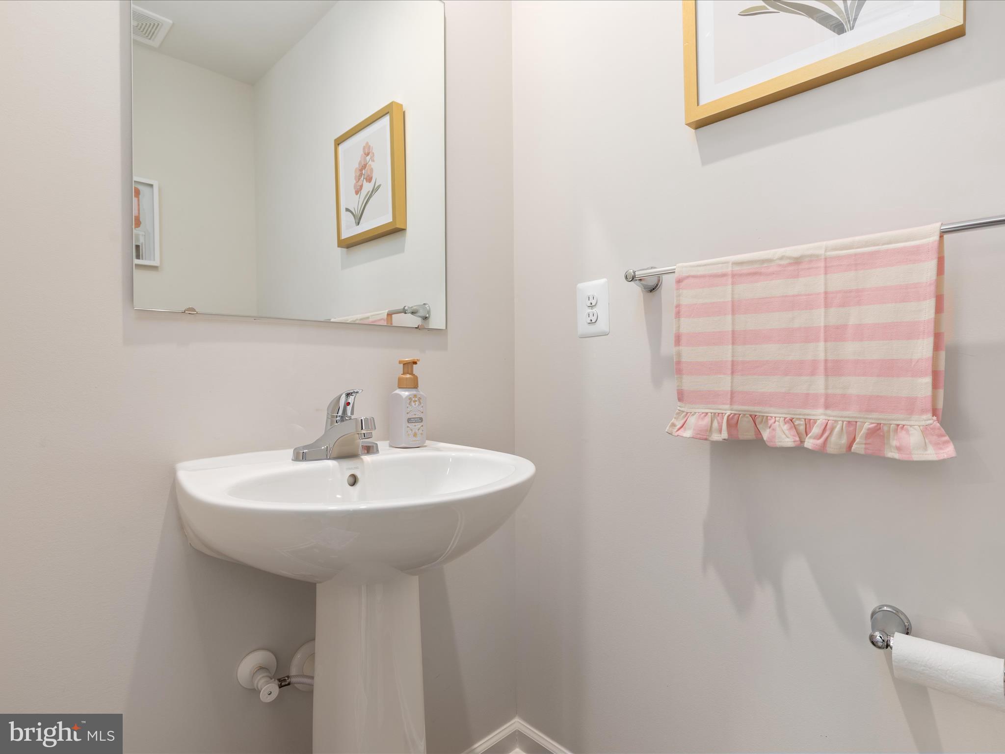 THE VILLAGE AT MIDDLETOWN - Residential