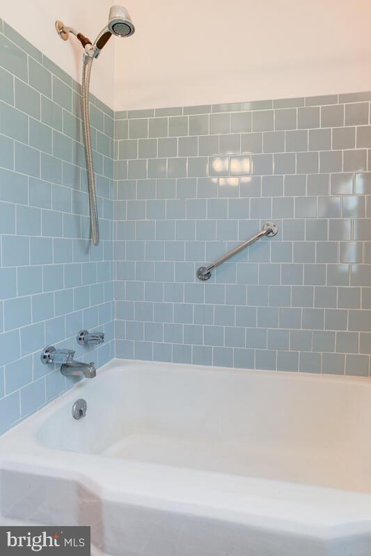 RIDGELEIGH - Residential