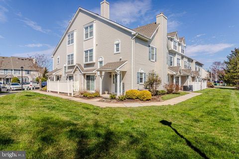 Townhouse For Sale - 105 Wharton Road<br/> Burlington County, MOUNT LAUREL, NJ 08054