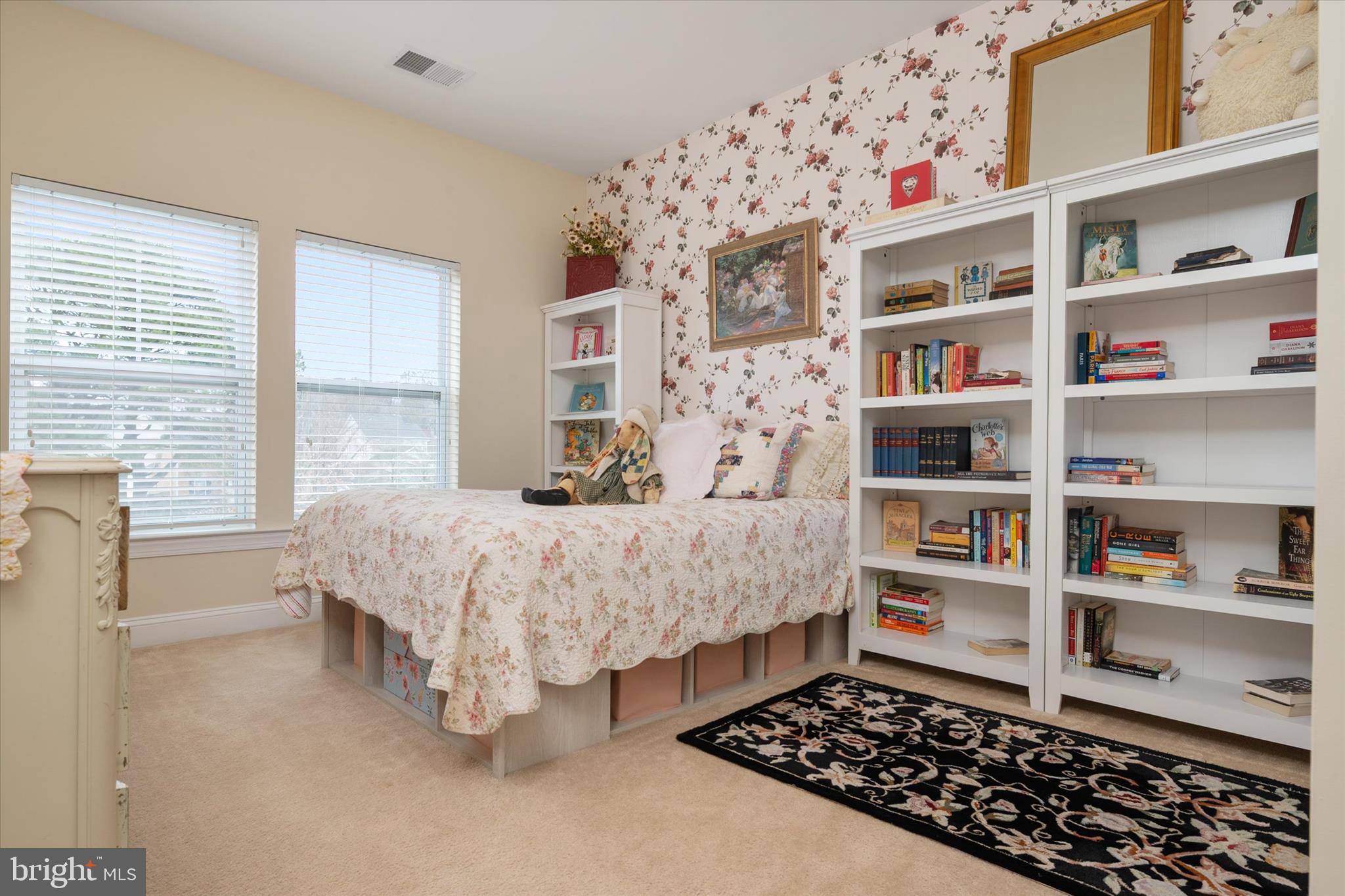 EASTON VILLAGE - Residential