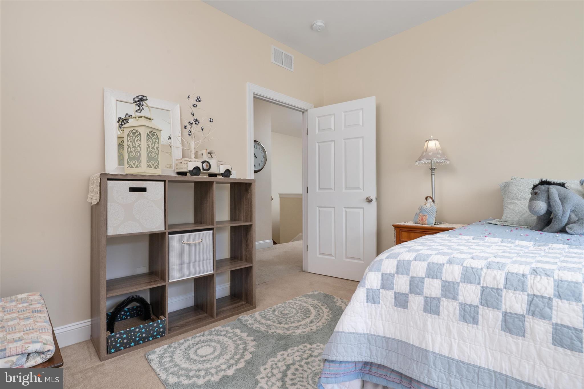 EASTON VILLAGE - Residential