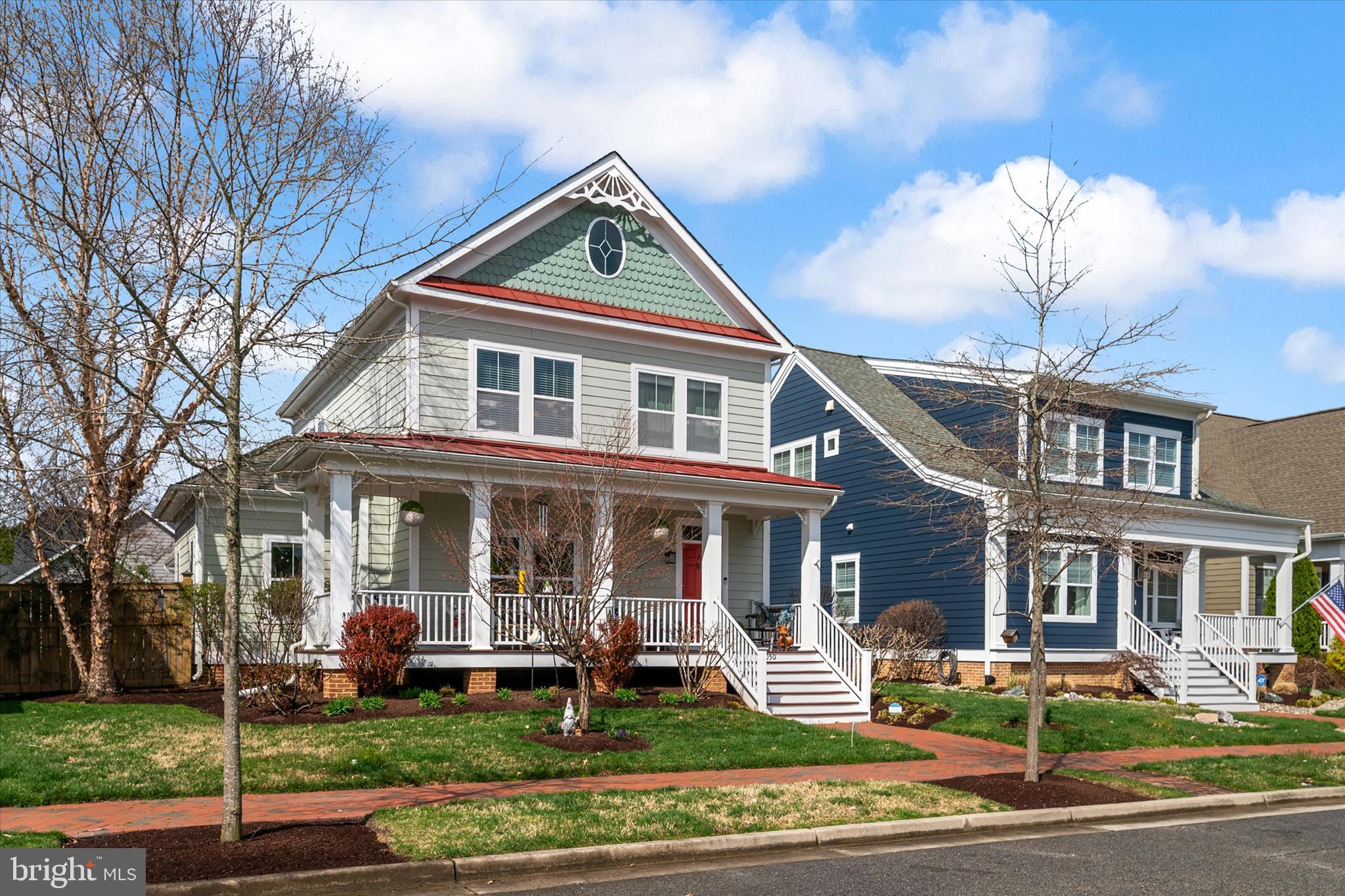 EASTON VILLAGE - Residential