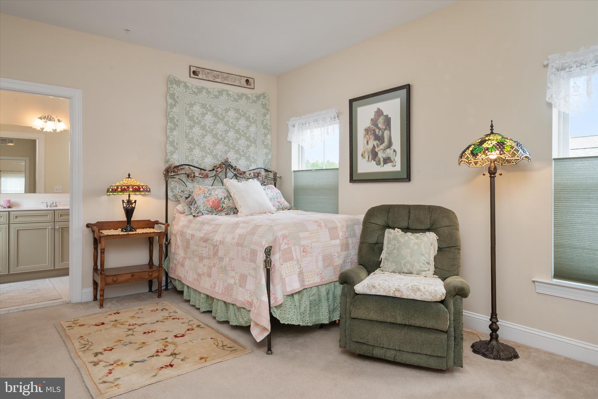 EASTON VILLAGE - Residential