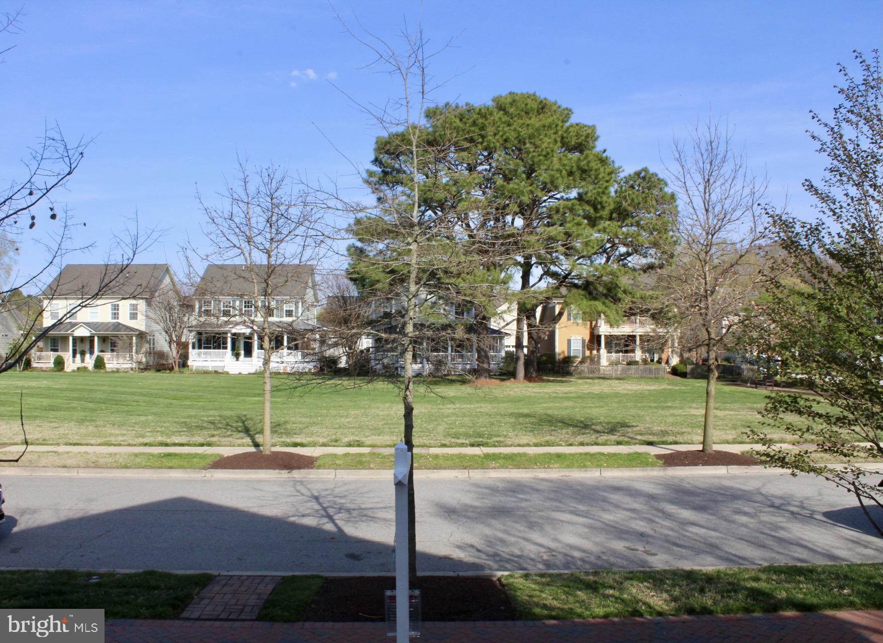 EASTON VILLAGE - Residential