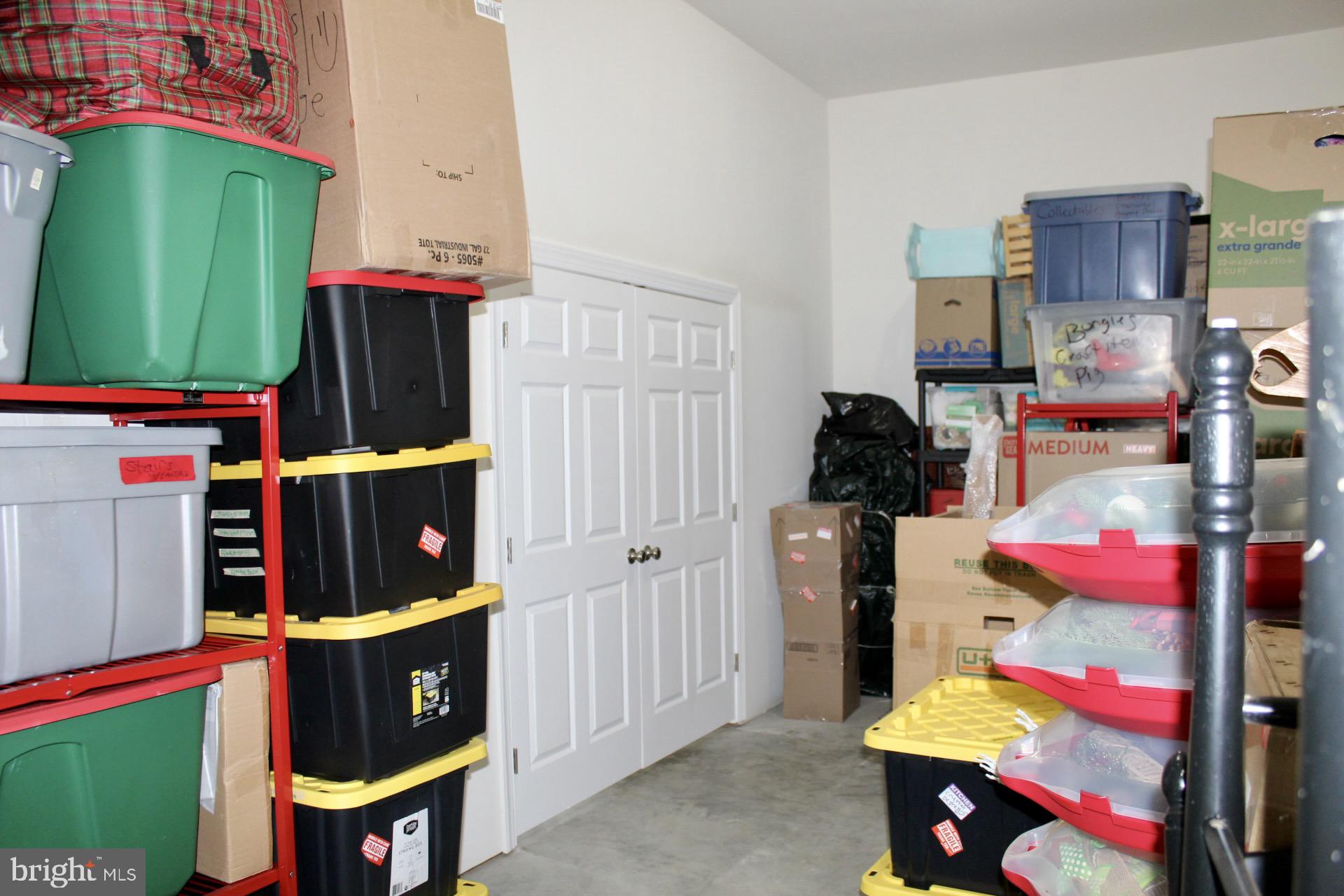 EASTON VILLAGE - Residential