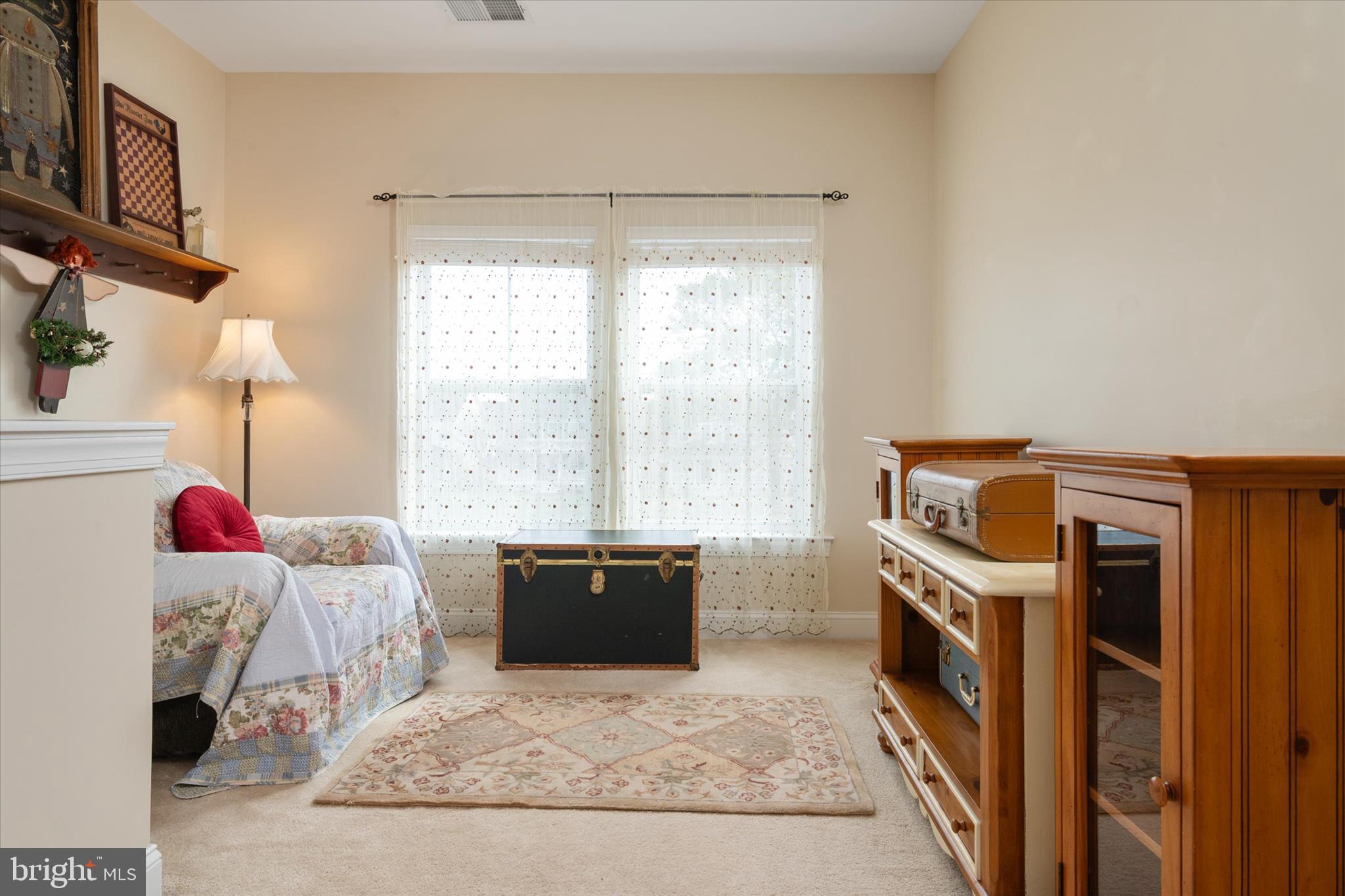 EASTON VILLAGE - Residential