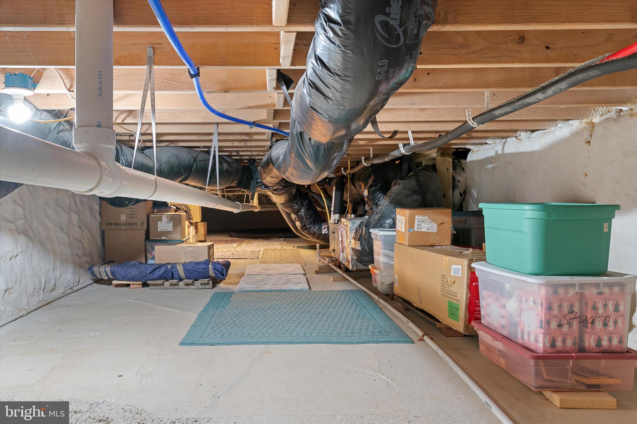 EASTON VILLAGE - Residential