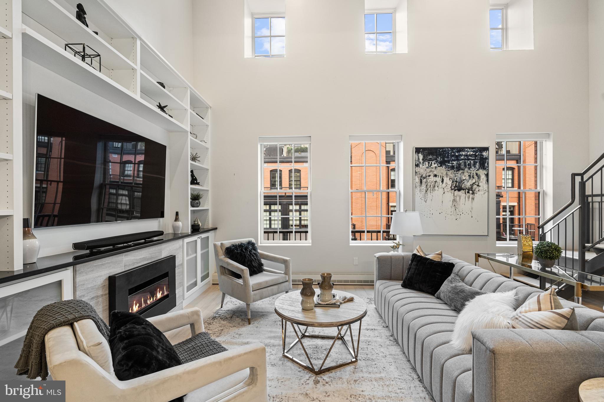 ARLINGTON - Residential