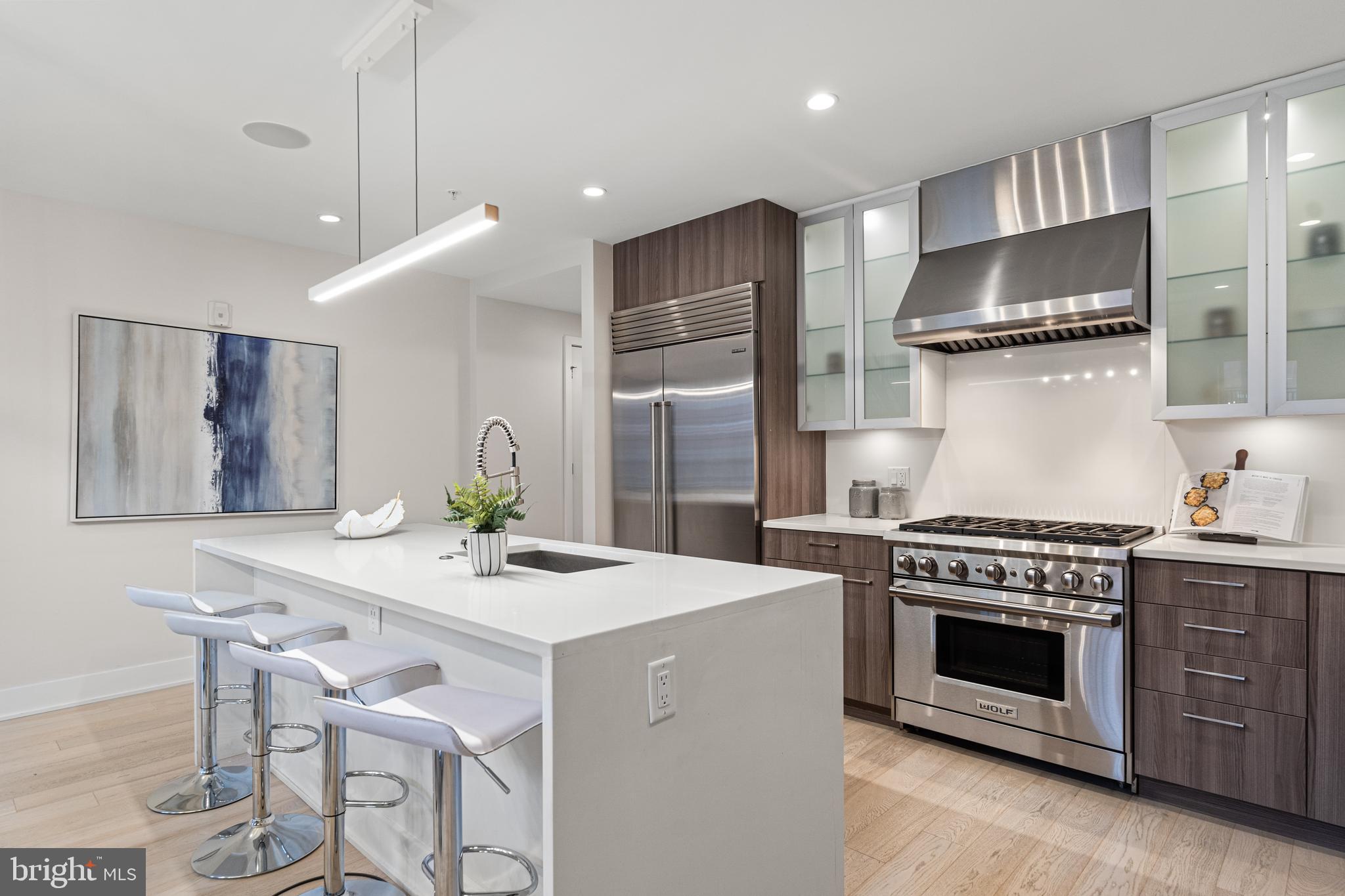 ARLINGTON - Residential