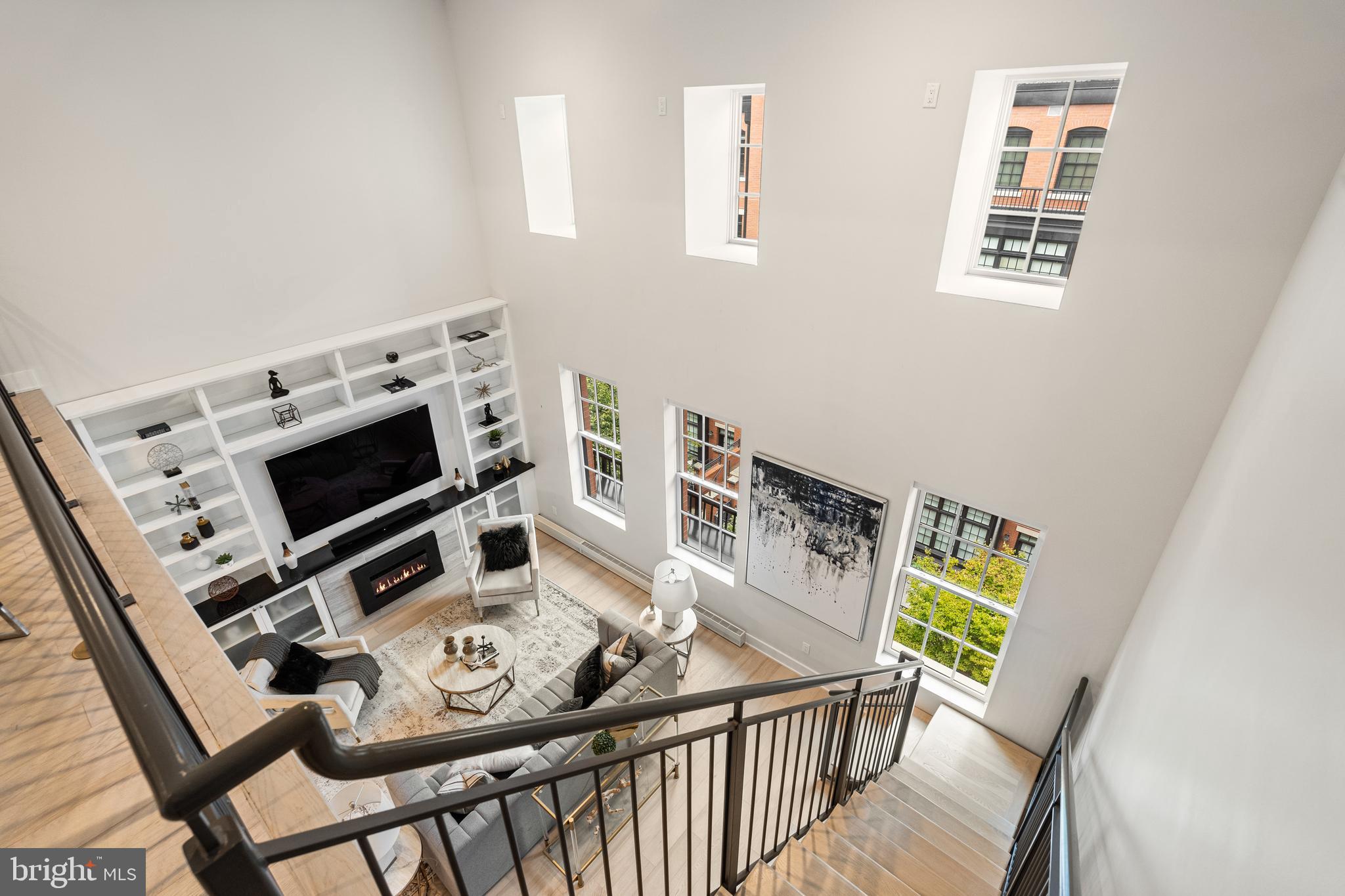 ARLINGTON - Residential