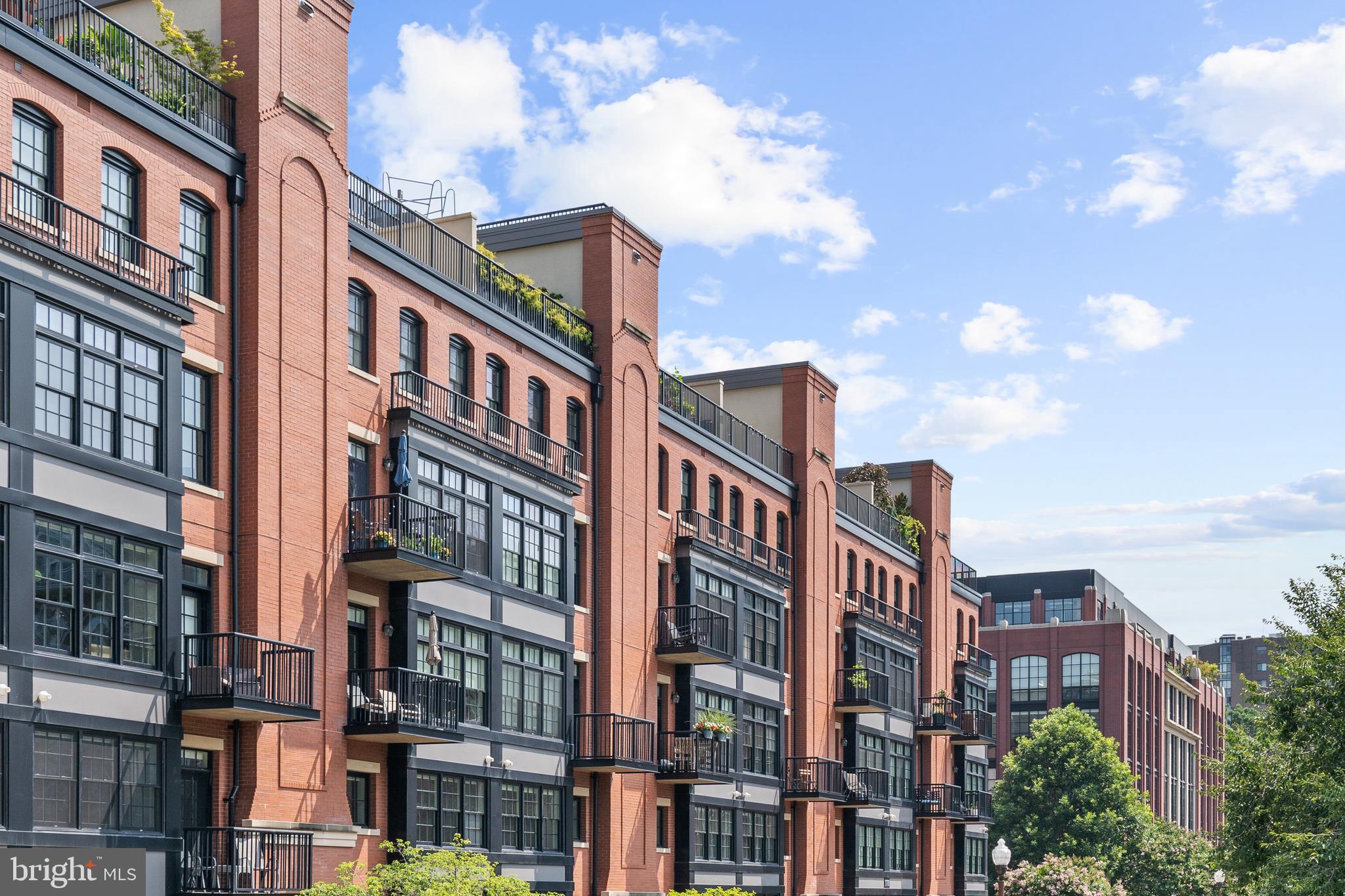 ARLINGTON - Residential