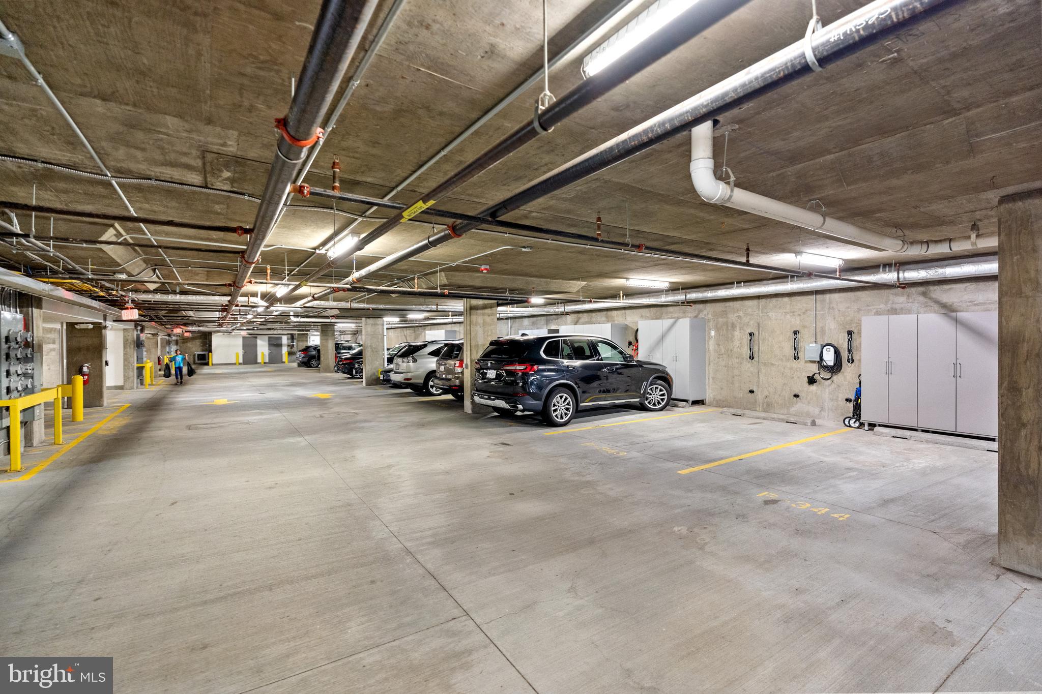 ARLINGTON - Residential