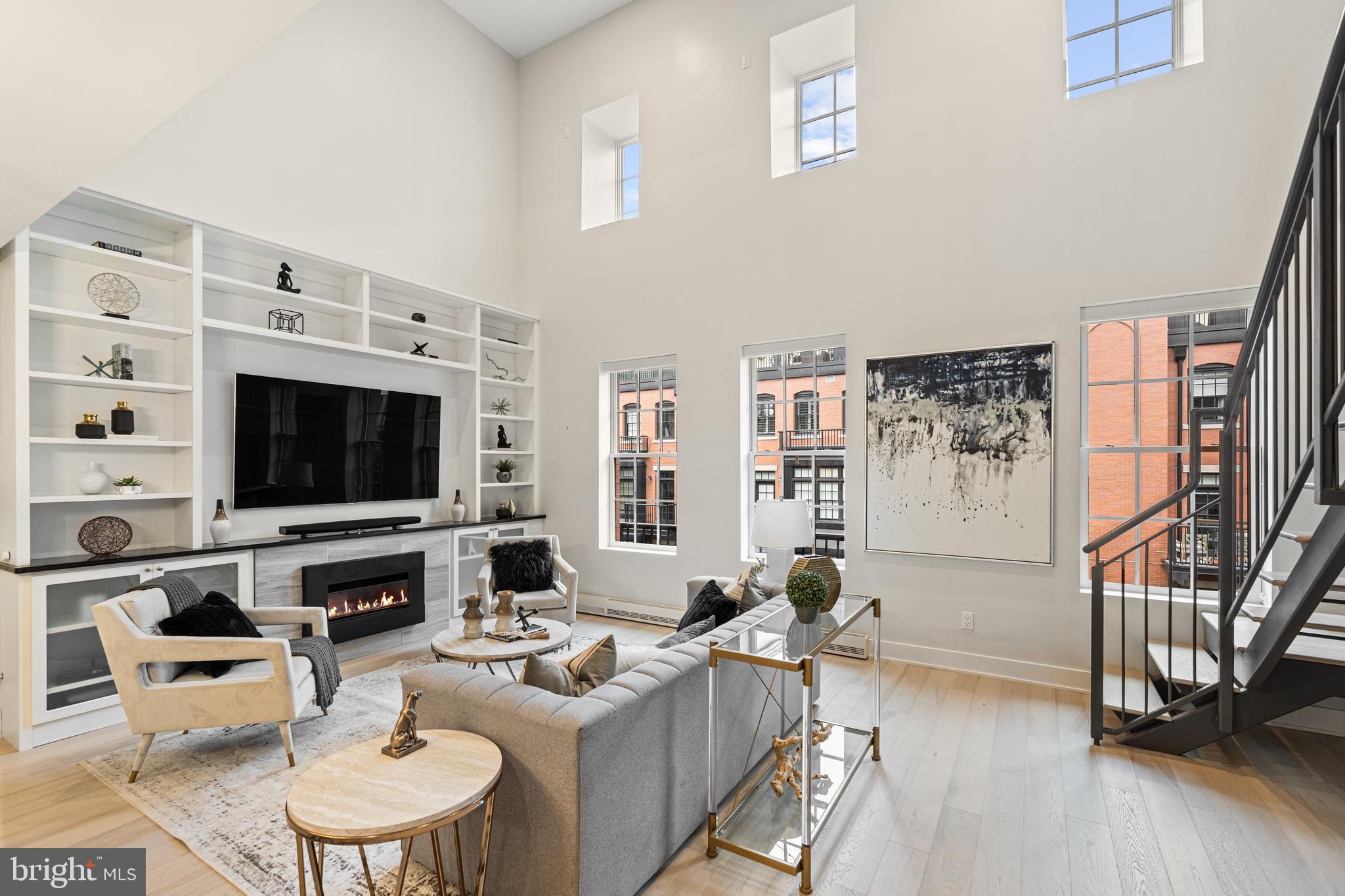 ARLINGTON - Residential