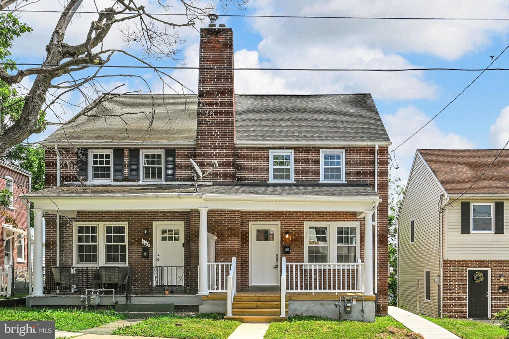 Photo of 469 New Dorwart Street, LANCASTER, PA 17603 (MLS # PALA2093172)
