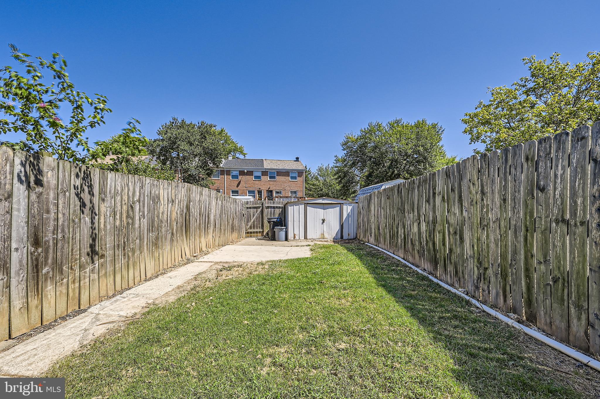 COUNTRY RIDGE - Residential