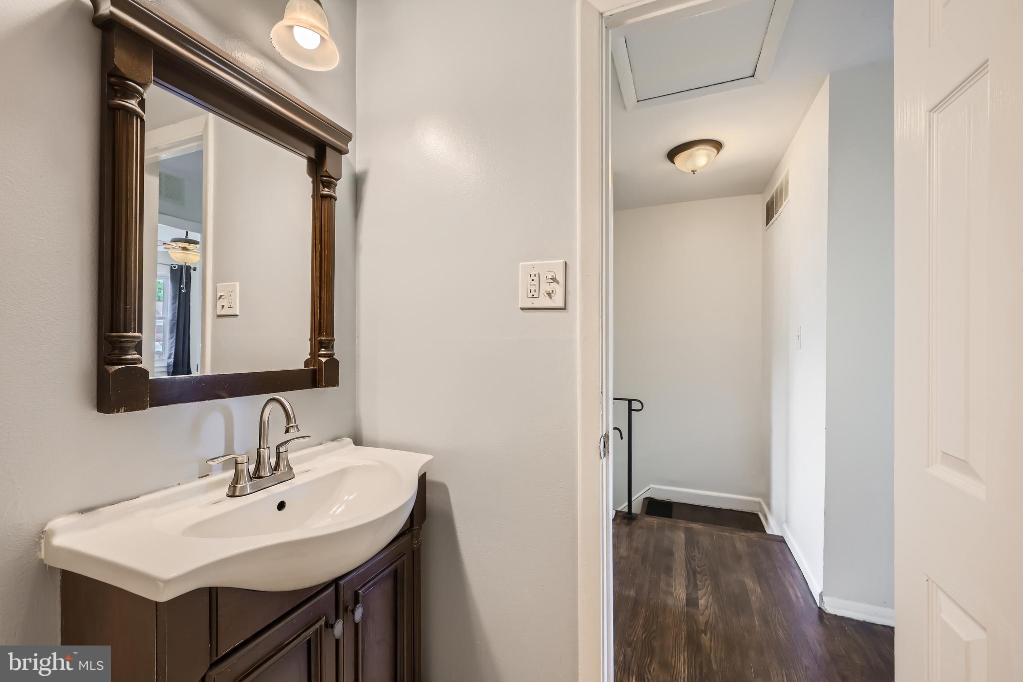 COUNTRY RIDGE - Residential