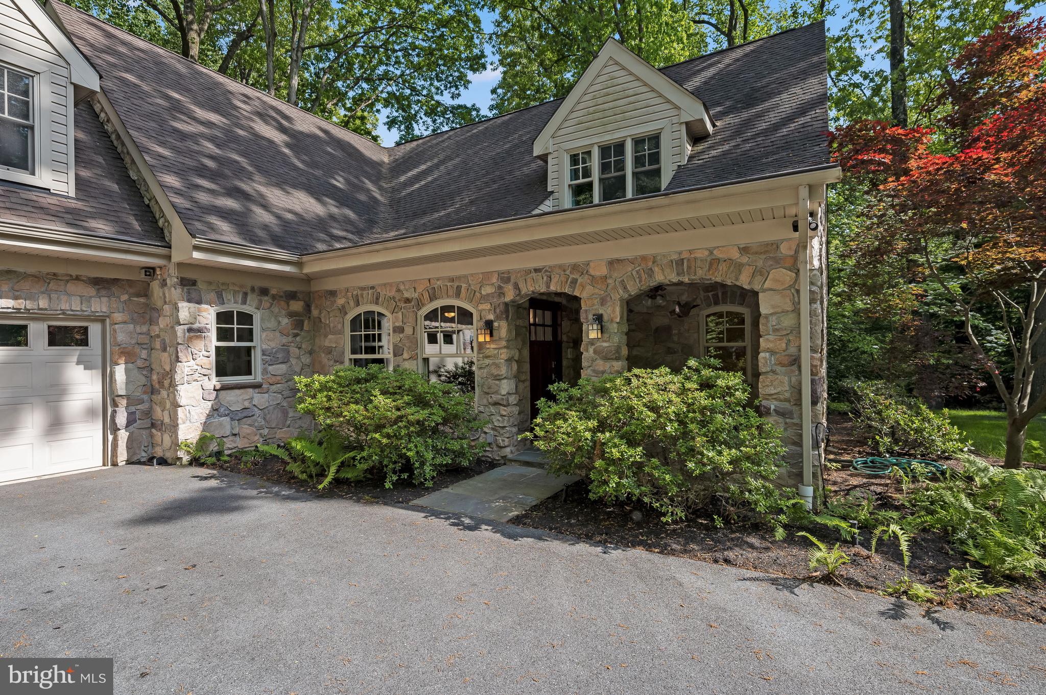 QUAINT ACRES - Residential