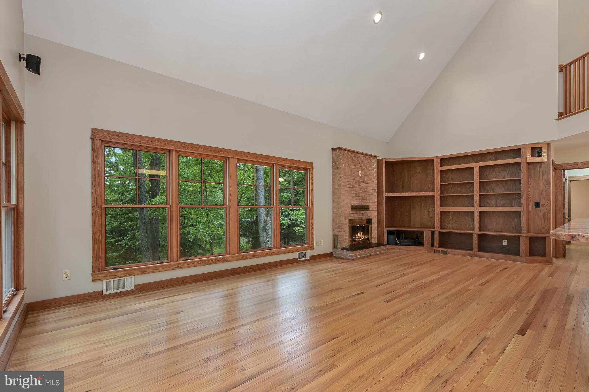 QUAINT ACRES - Residential