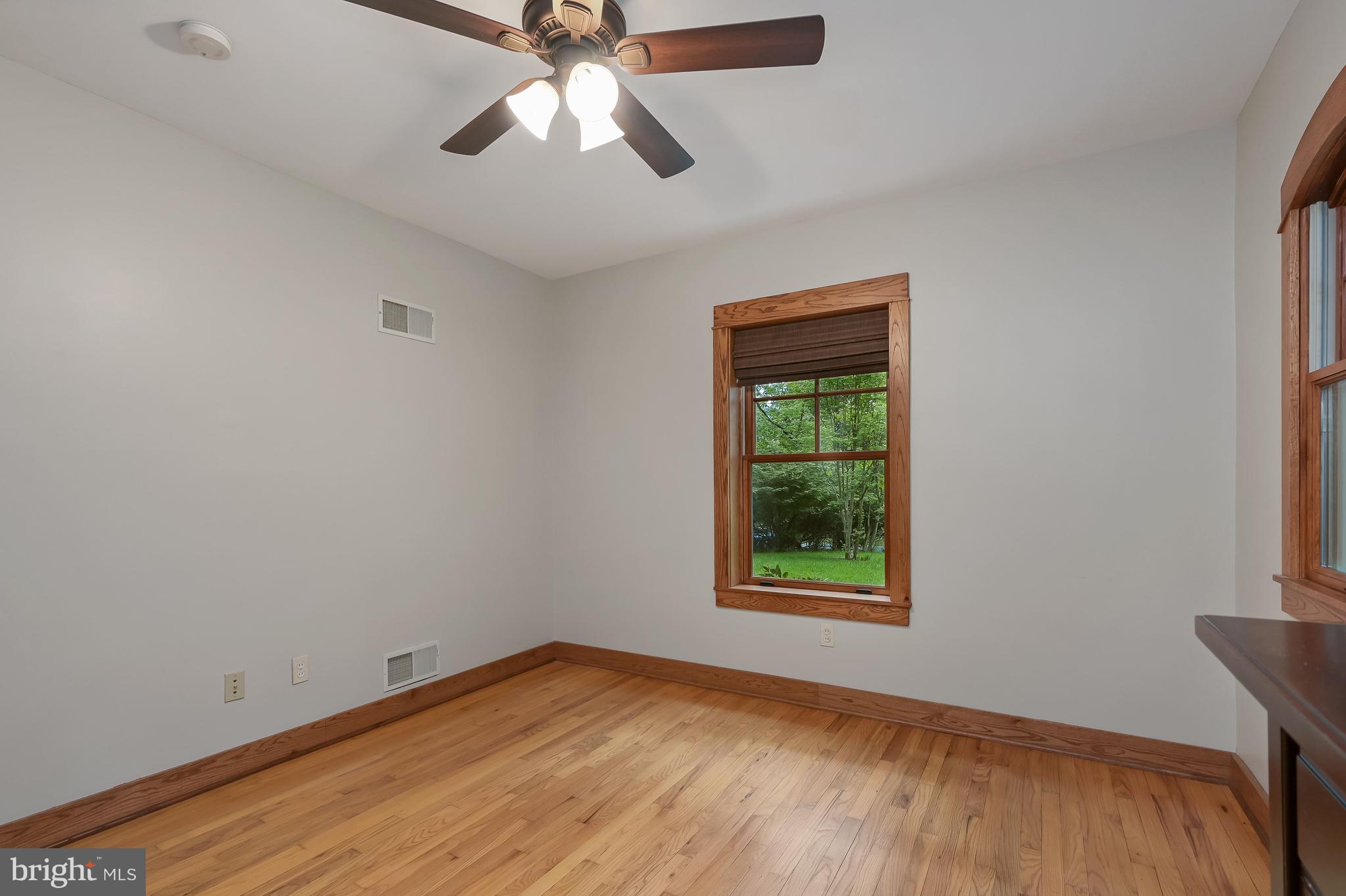 QUAINT ACRES - Residential