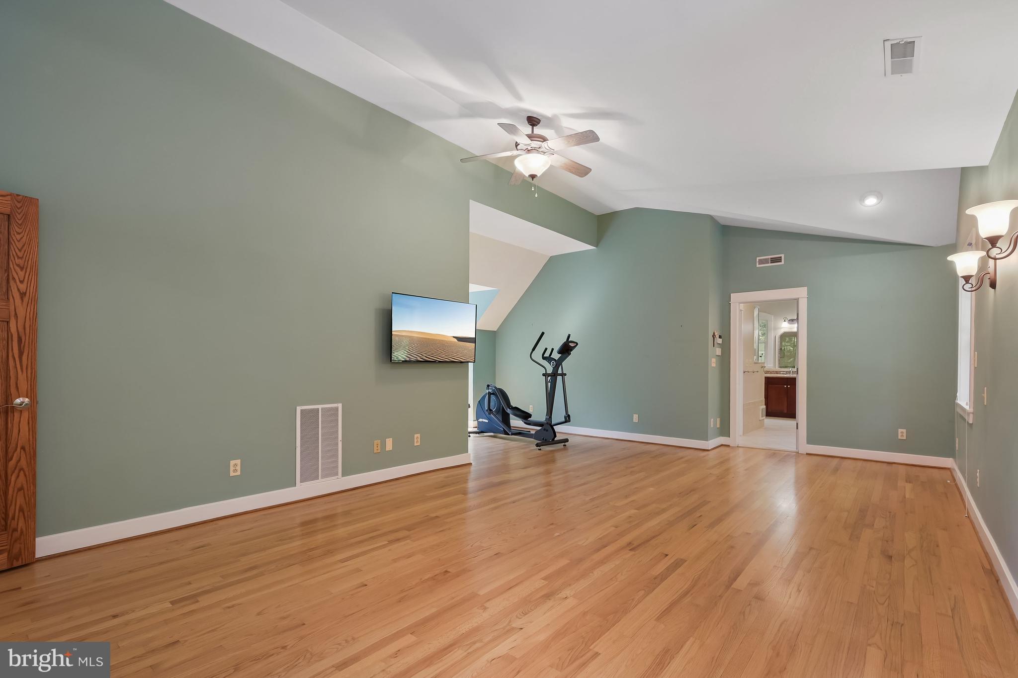 QUAINT ACRES - Residential