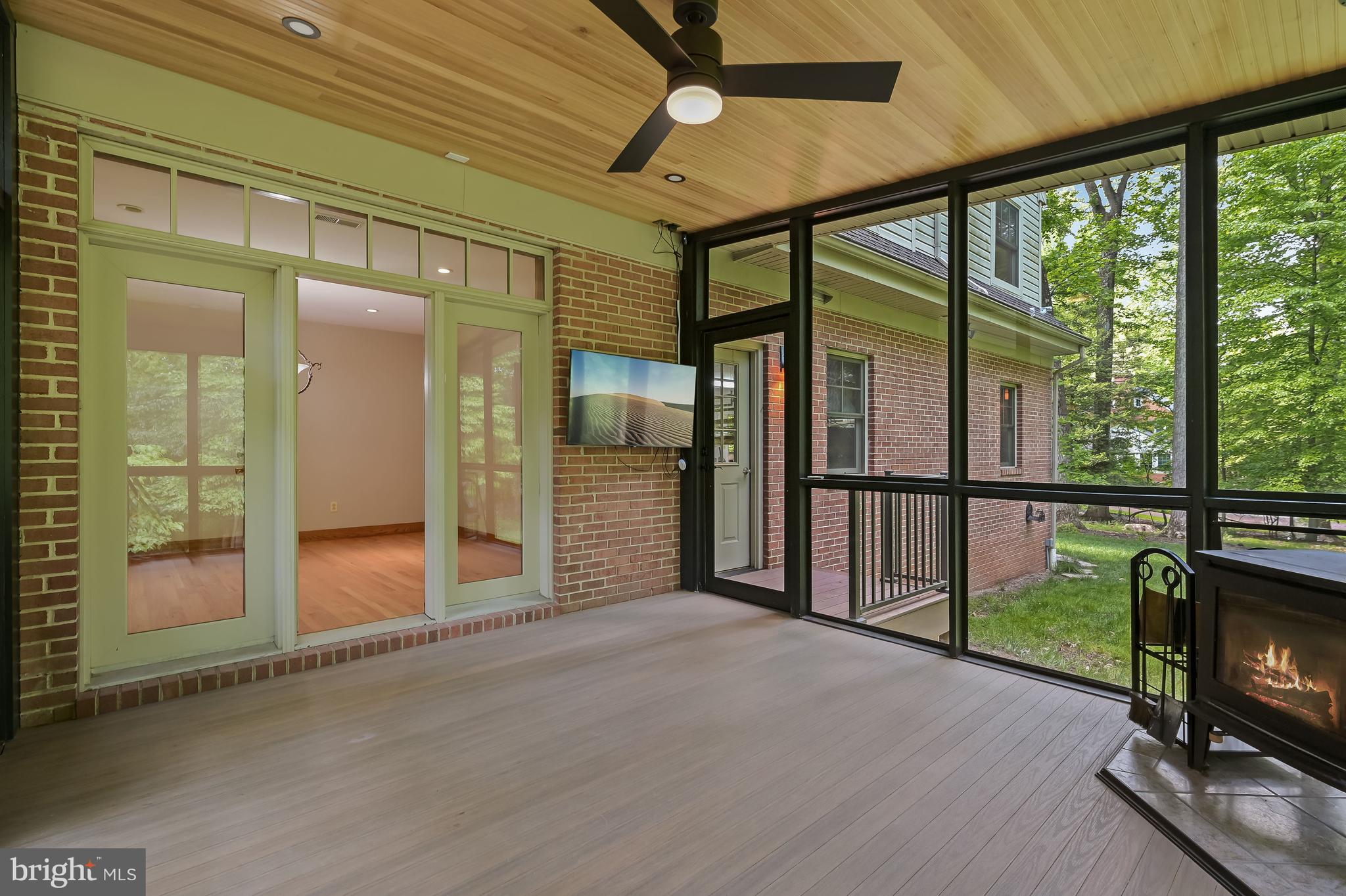 QUAINT ACRES - Residential