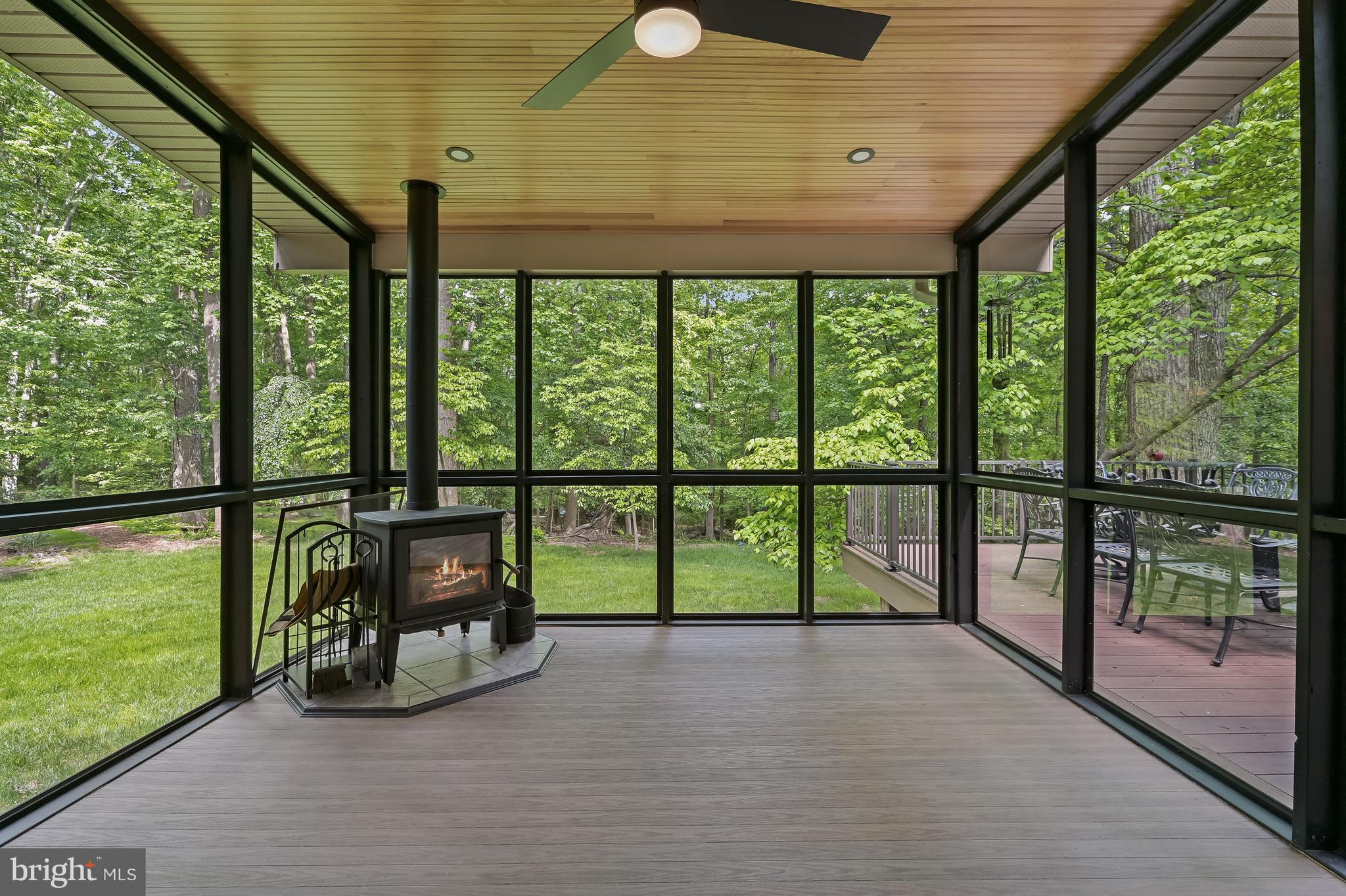 QUAINT ACRES - Residential