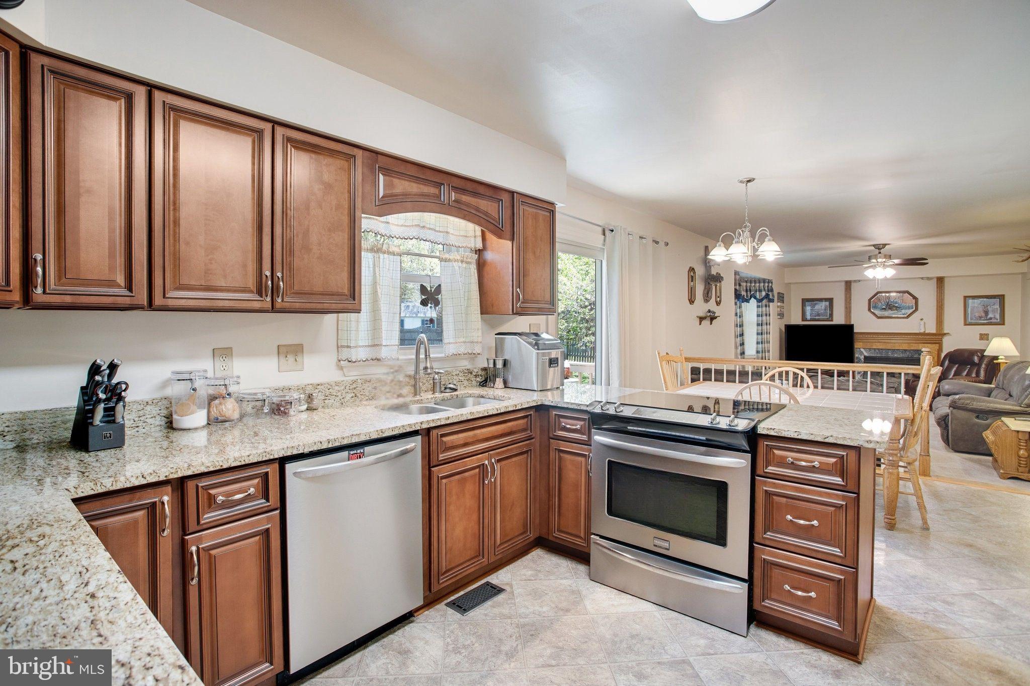 SMOKETREE - Residential