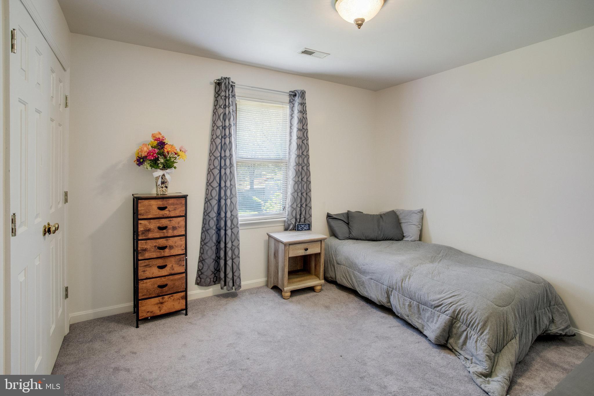 SMOKETREE - Residential